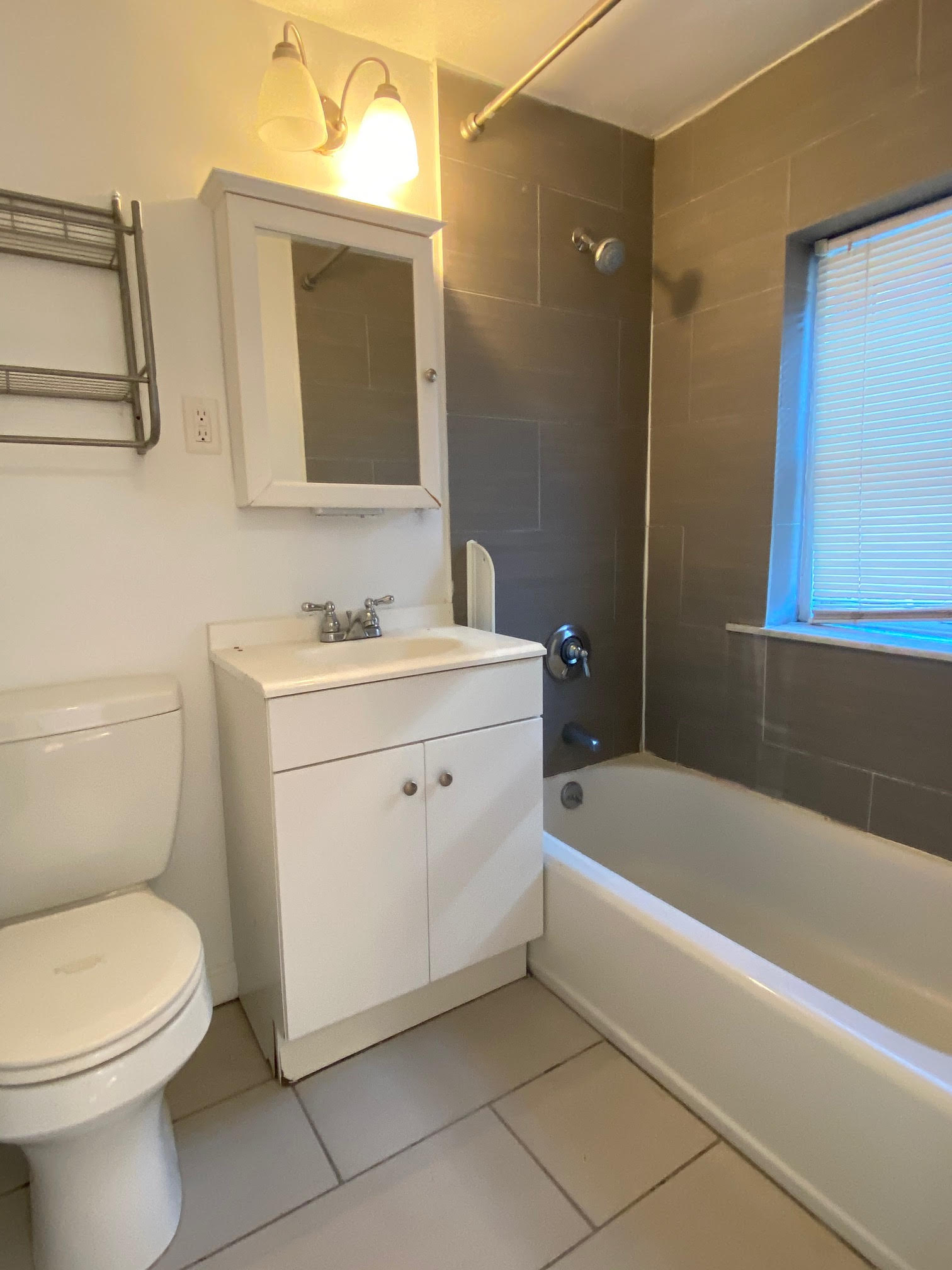 61 Brighton Ave, Allston