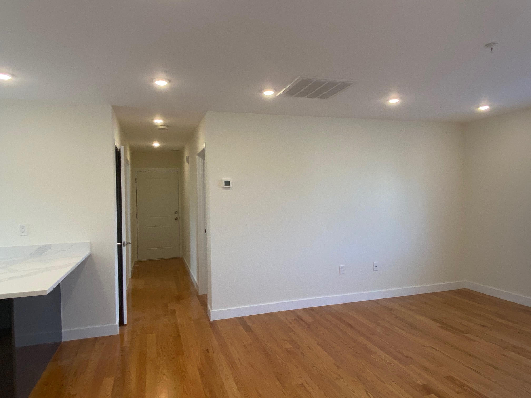 3 bed, 1 bath apartment for rent at 17 Kelley Ct Unit 3, Brighton — photo 7 of 23