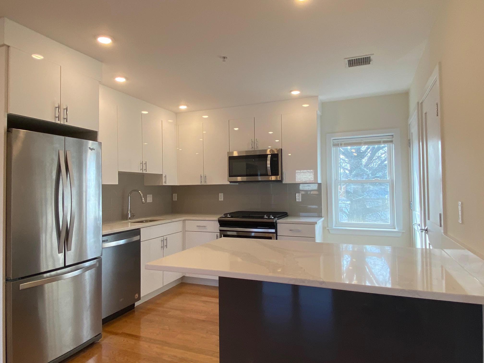 3 bed, 1 bath apartment for rent at 17 Kelley Ct Unit 3, Brighton — photo 11 of 23