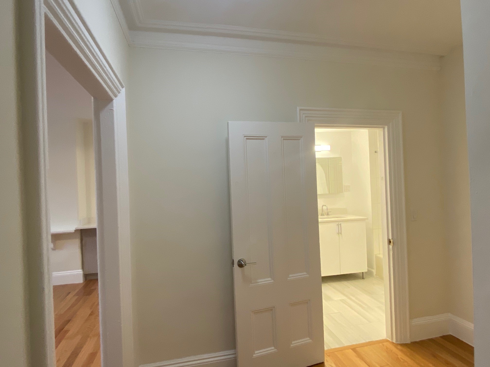 92 Charles St, Beacon Hill