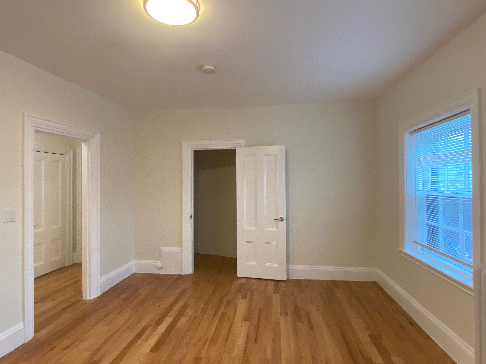 92 Charles St, Beacon Hill