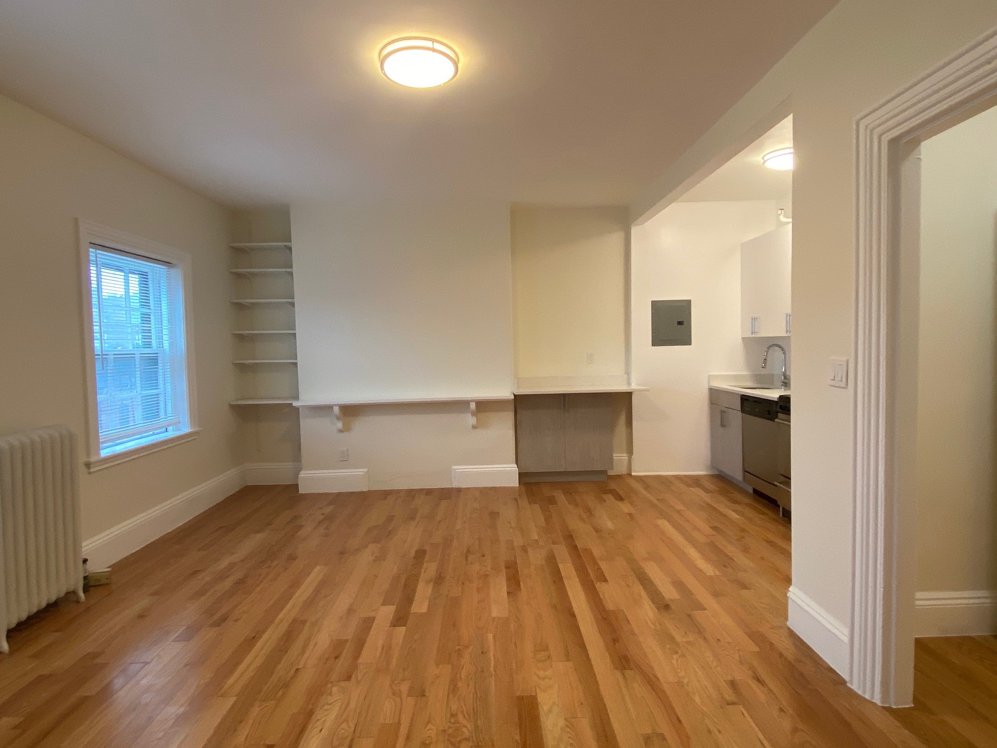 92 Charles St, Beacon Hill