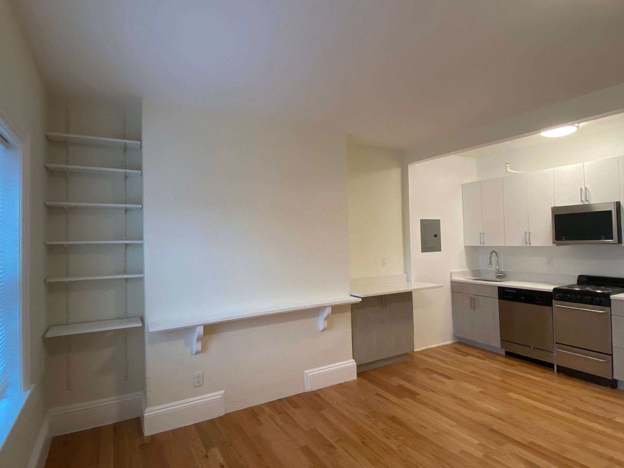 92 Charles St, Beacon Hill