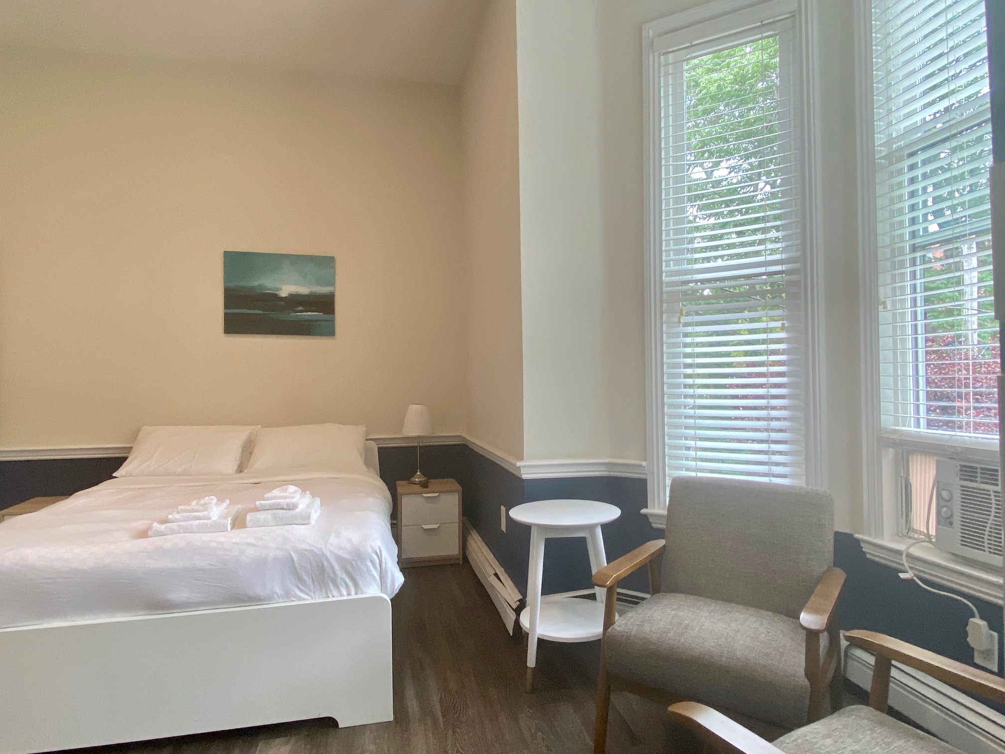 44 Concord Sq, South End