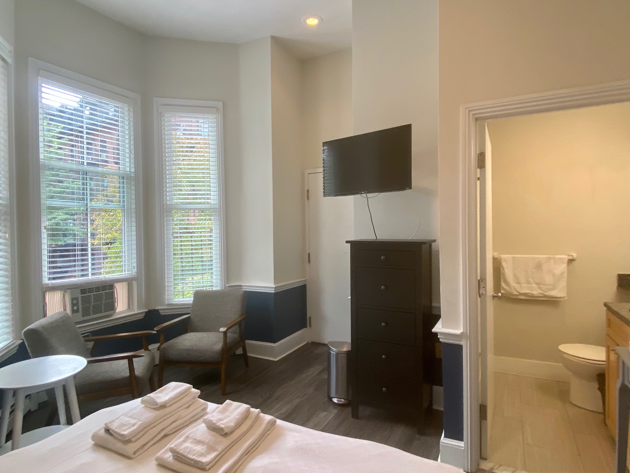 44 Concord Sq, South End