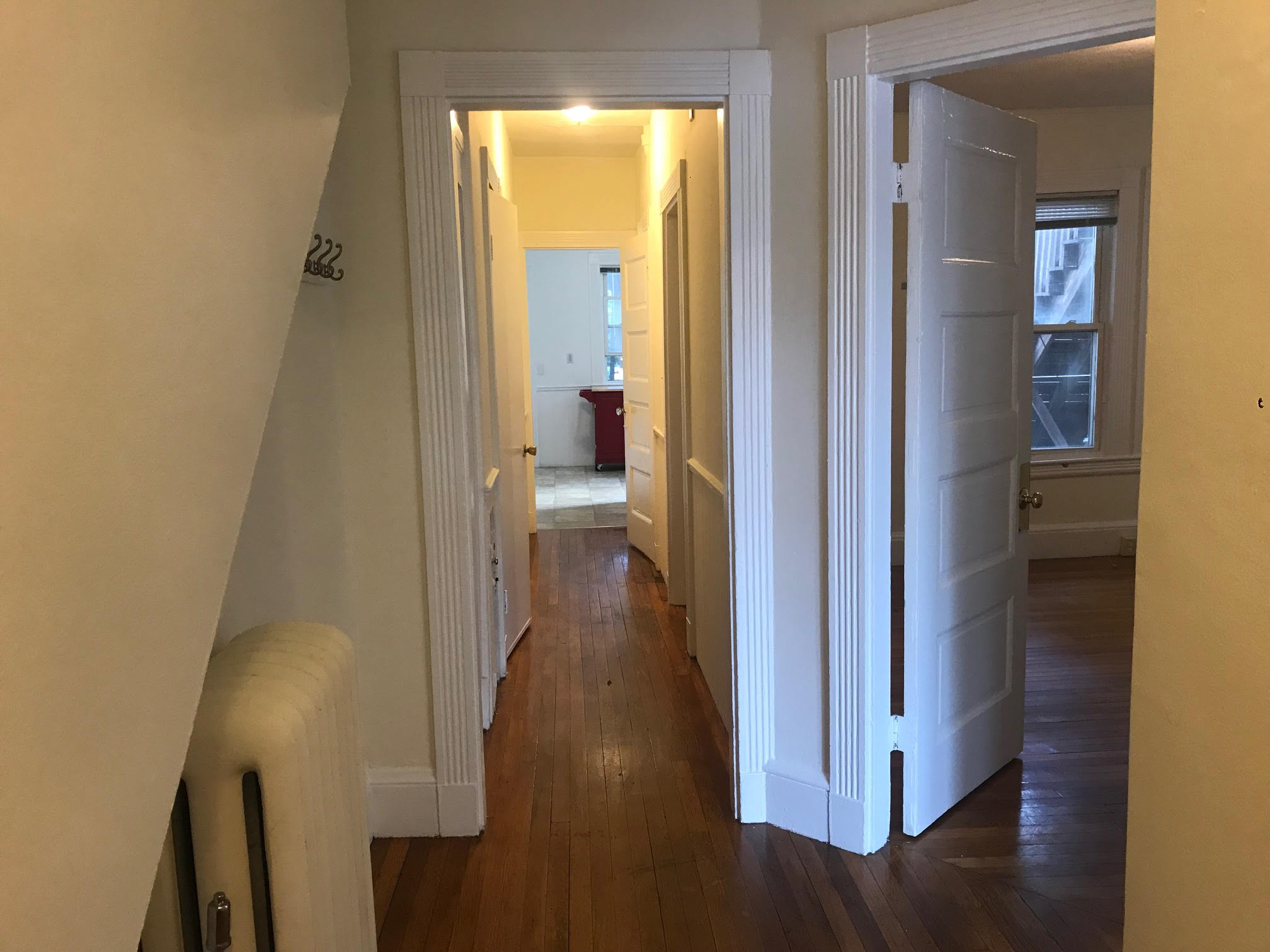 1 bed, 1 bath apartment for rent at 3 Walnut Ter Unit 1, Newton — photo 2 of 26