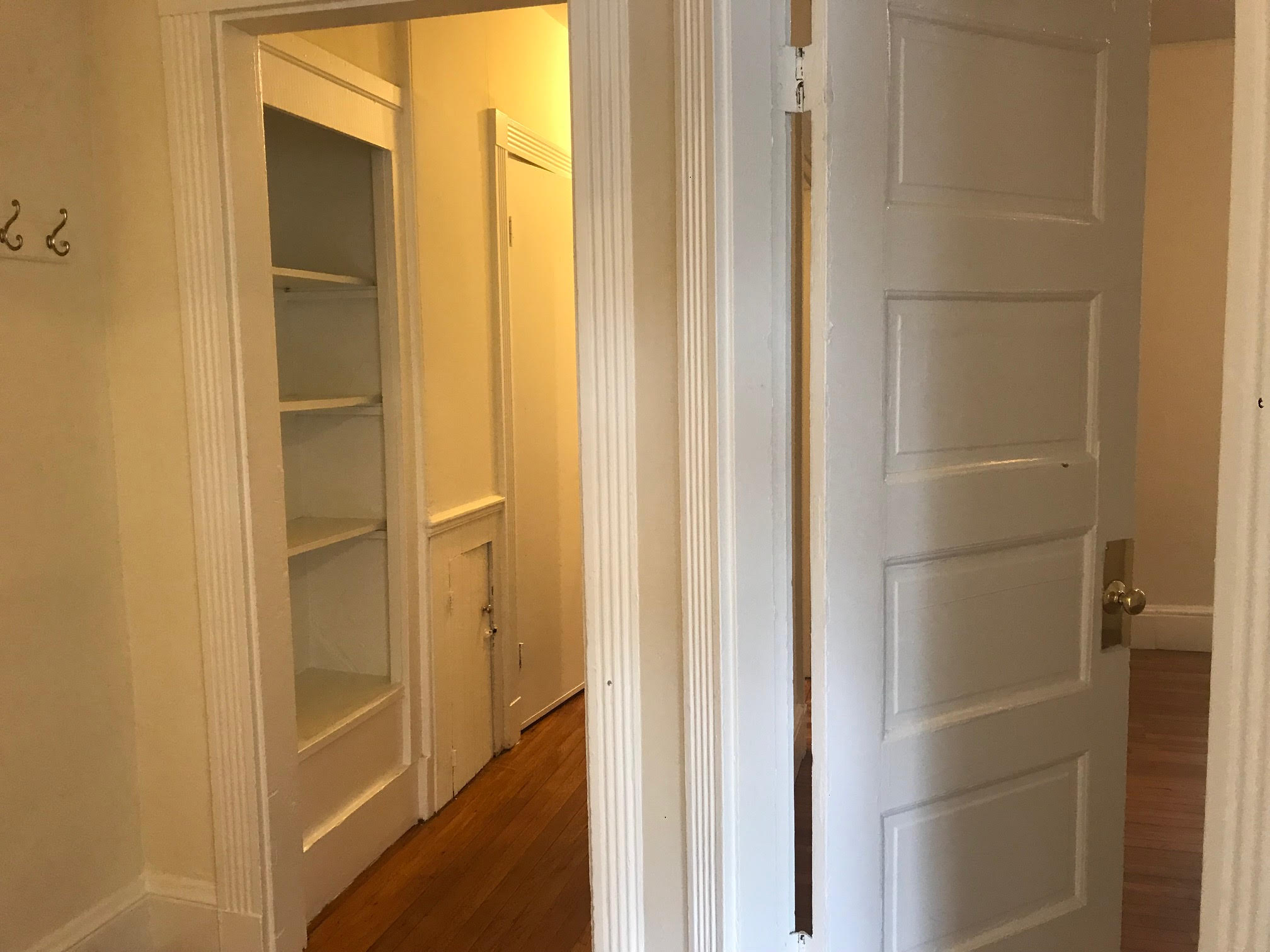 1 bed, 1 bath apartment for rent at 3 Walnut Ter Unit 1, Newton — photo 8 of 26