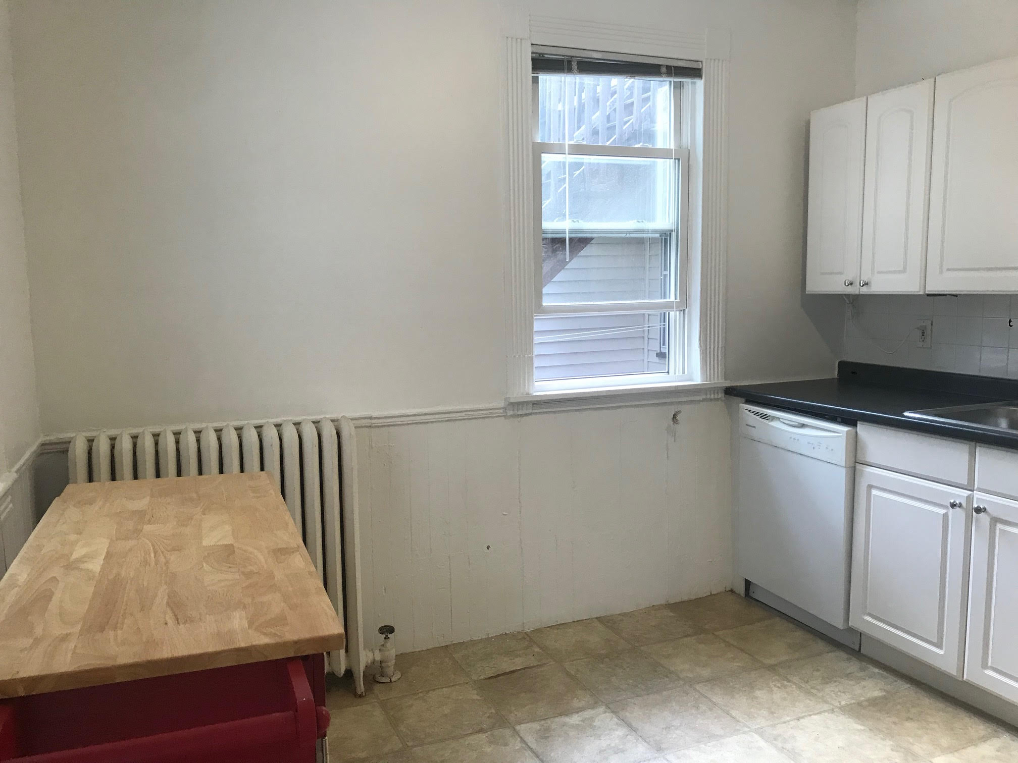 1 bed, 1 bath apartment for rent at 3 Walnut Ter Unit 1, Newton — photo 20 of 26