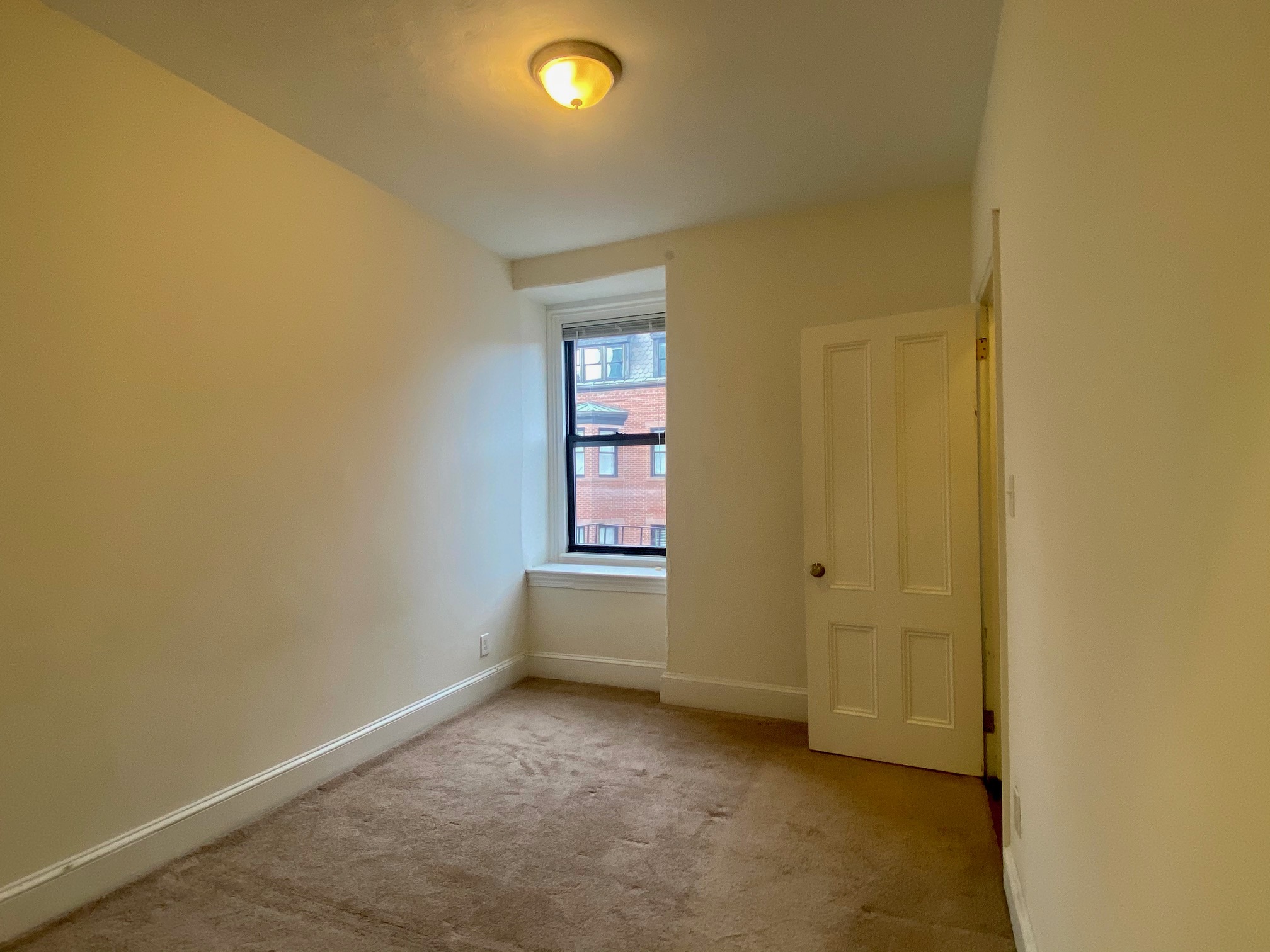 304 Berkeley St, Back Bay