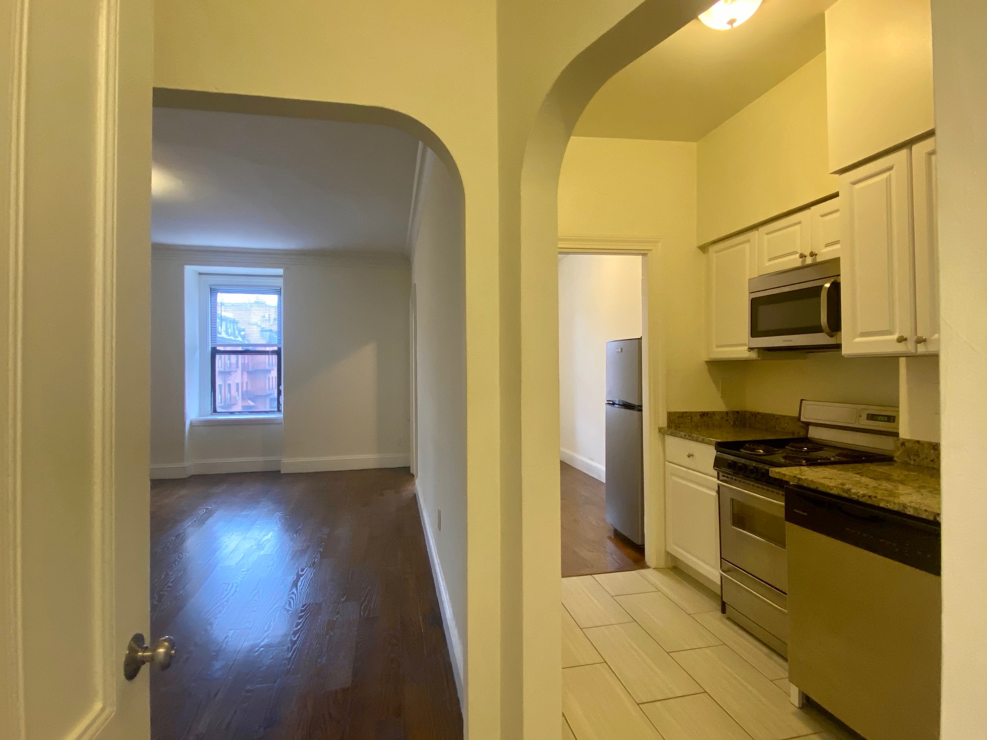 304 Berkeley St, Back Bay