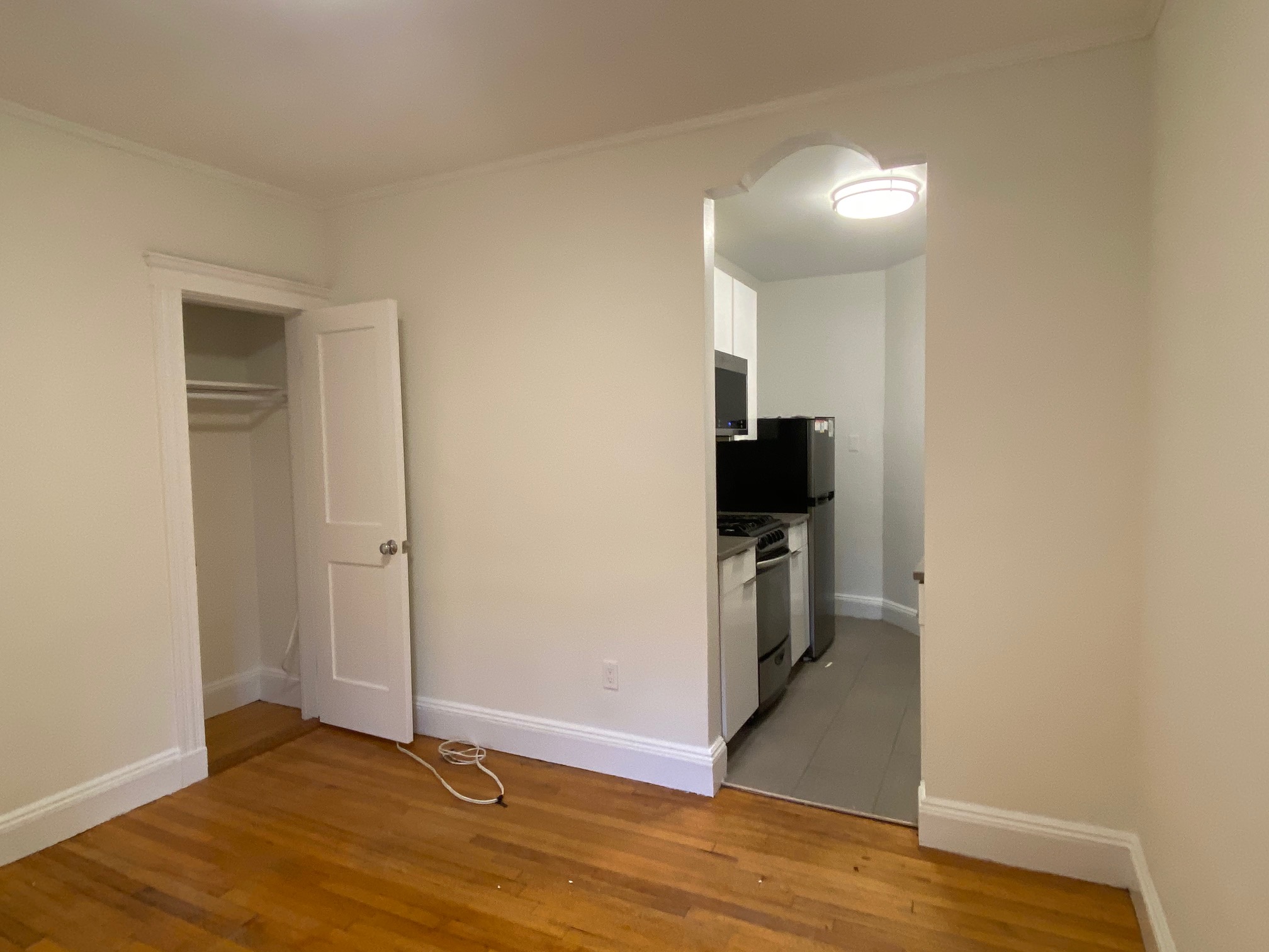 1848 Commonwealth Ave, Brighton