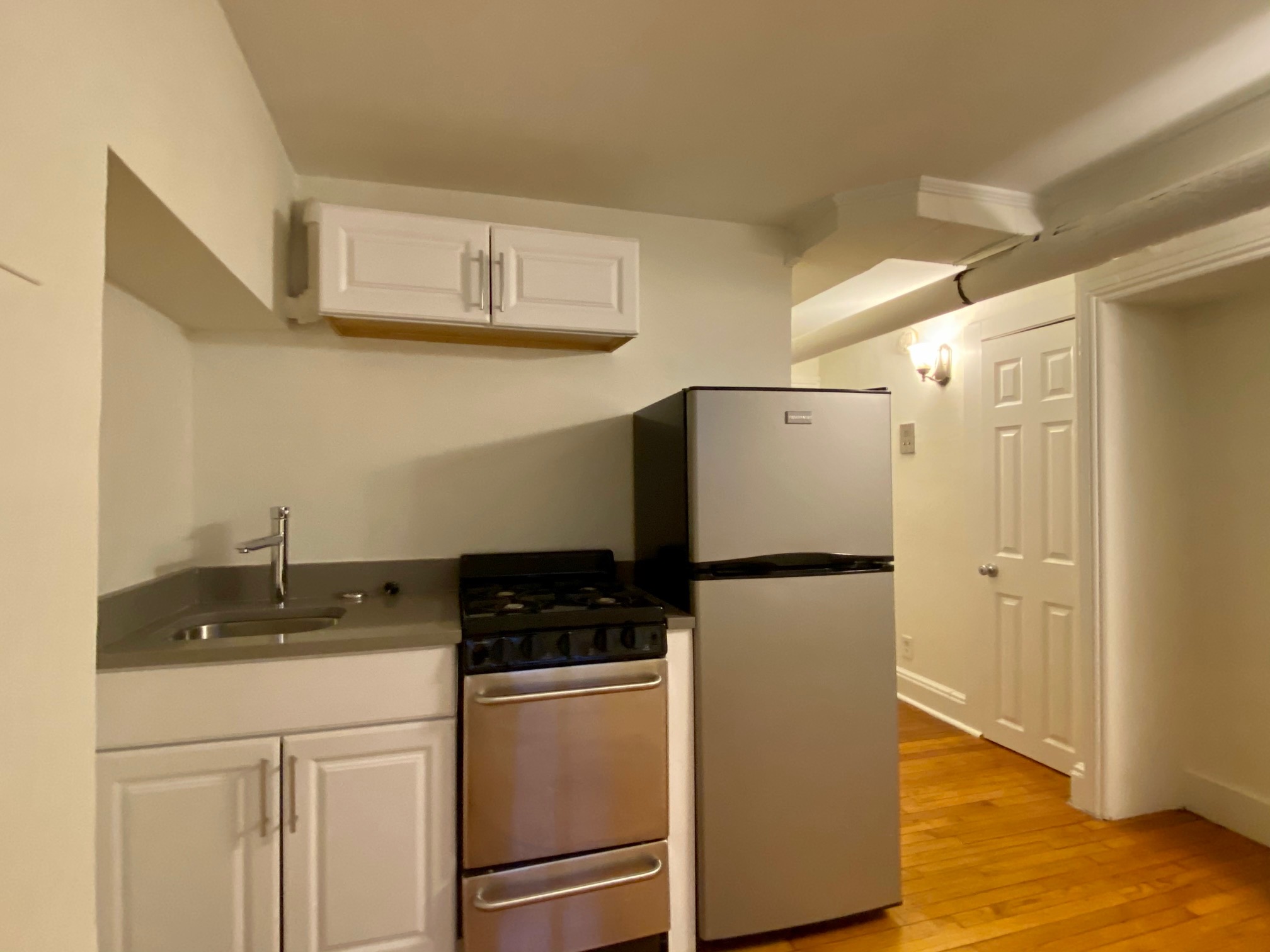 86 Charles St, Beacon Hill