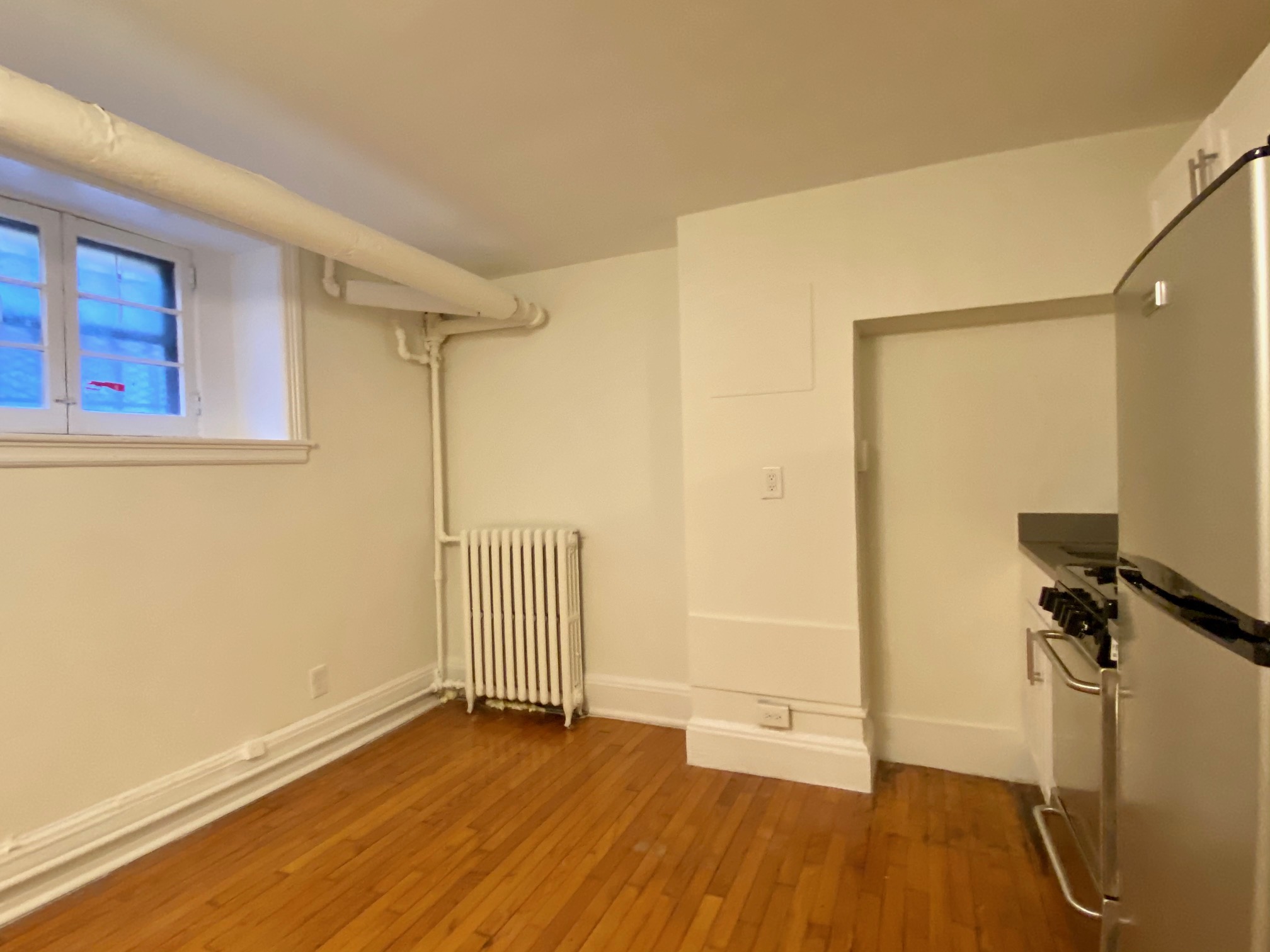 86 Charles St, Beacon Hill