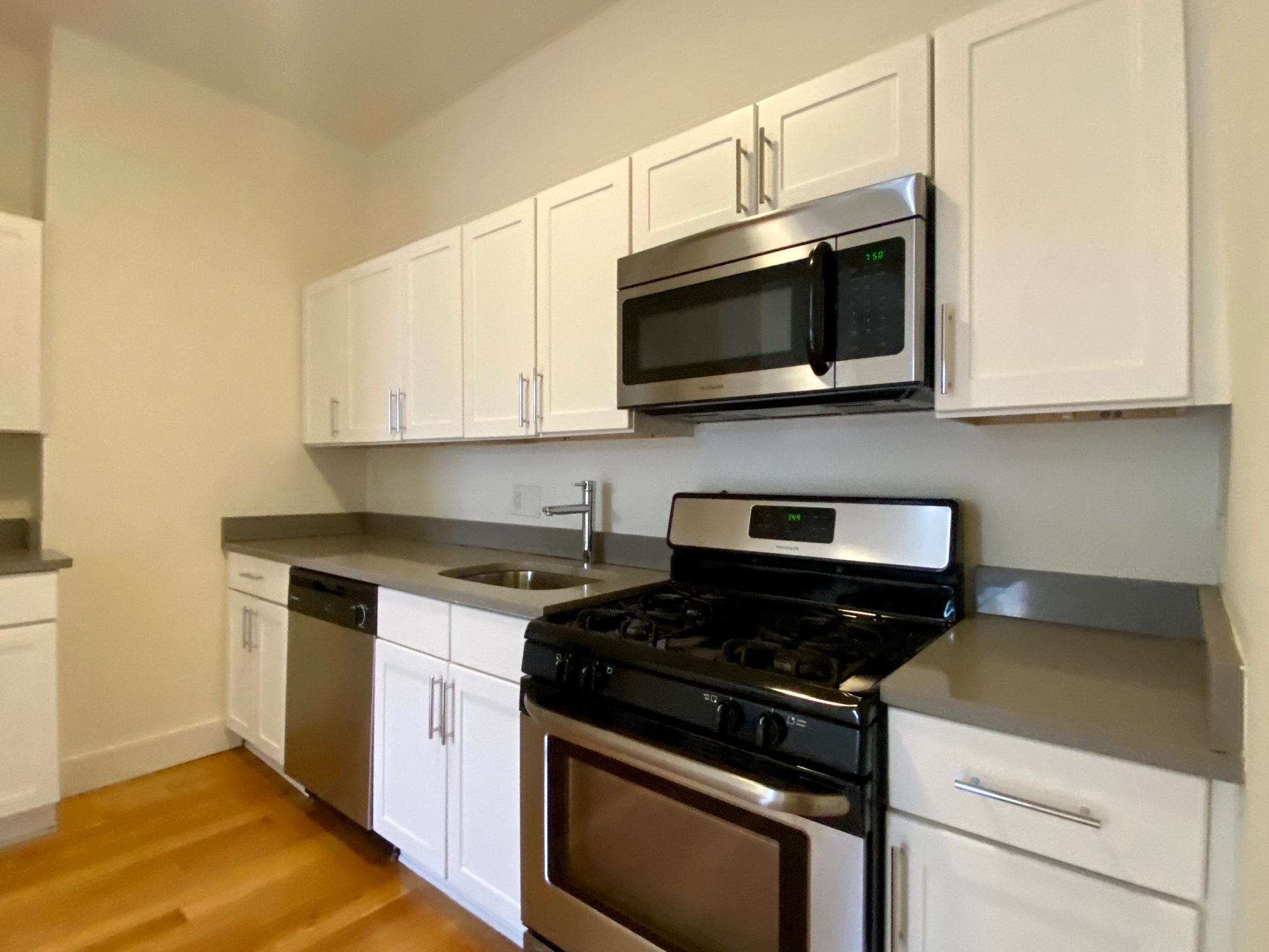 550 Massachusetts Ave, South End