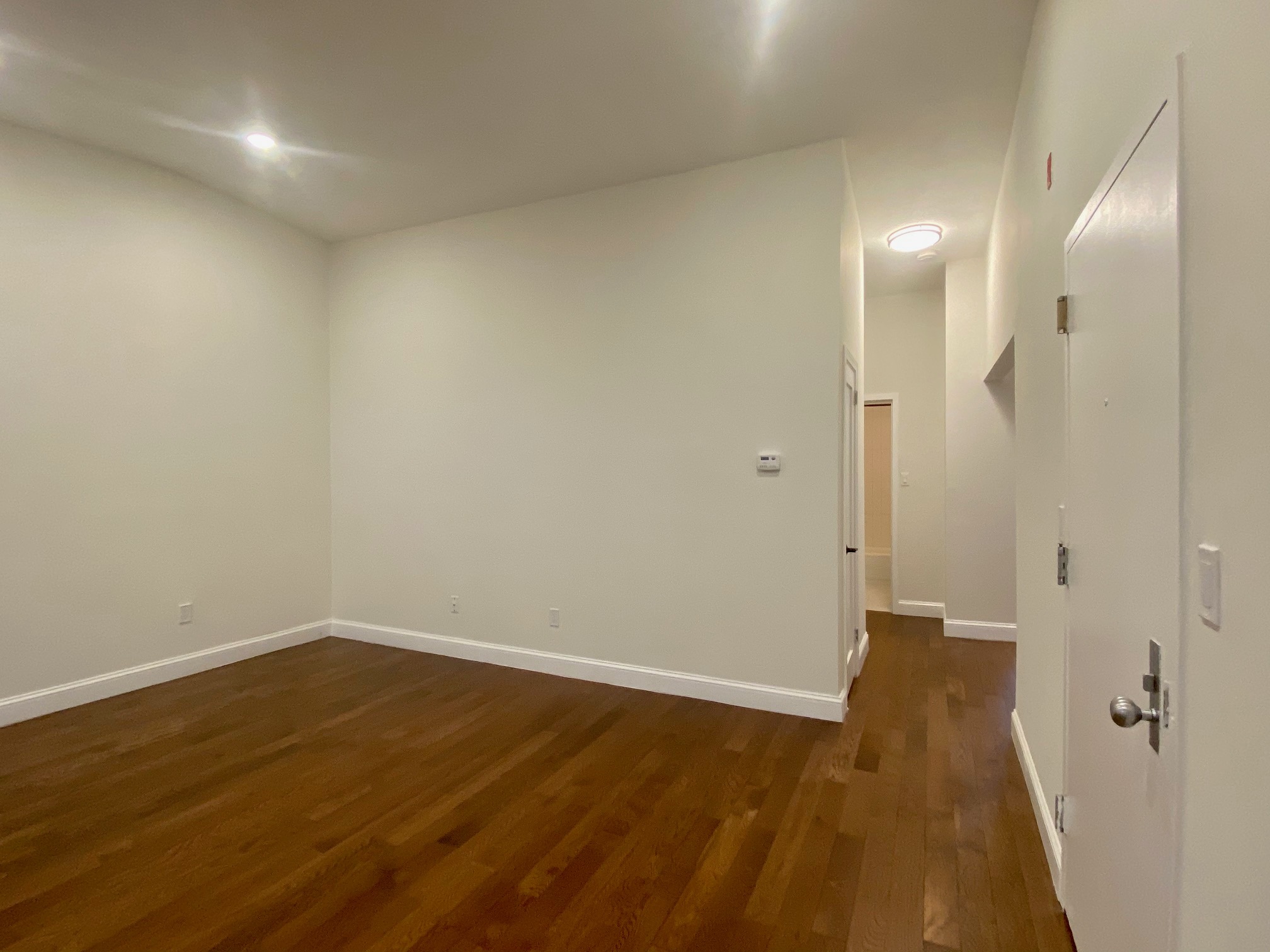 525 Massachusetts Ave, Roxbury