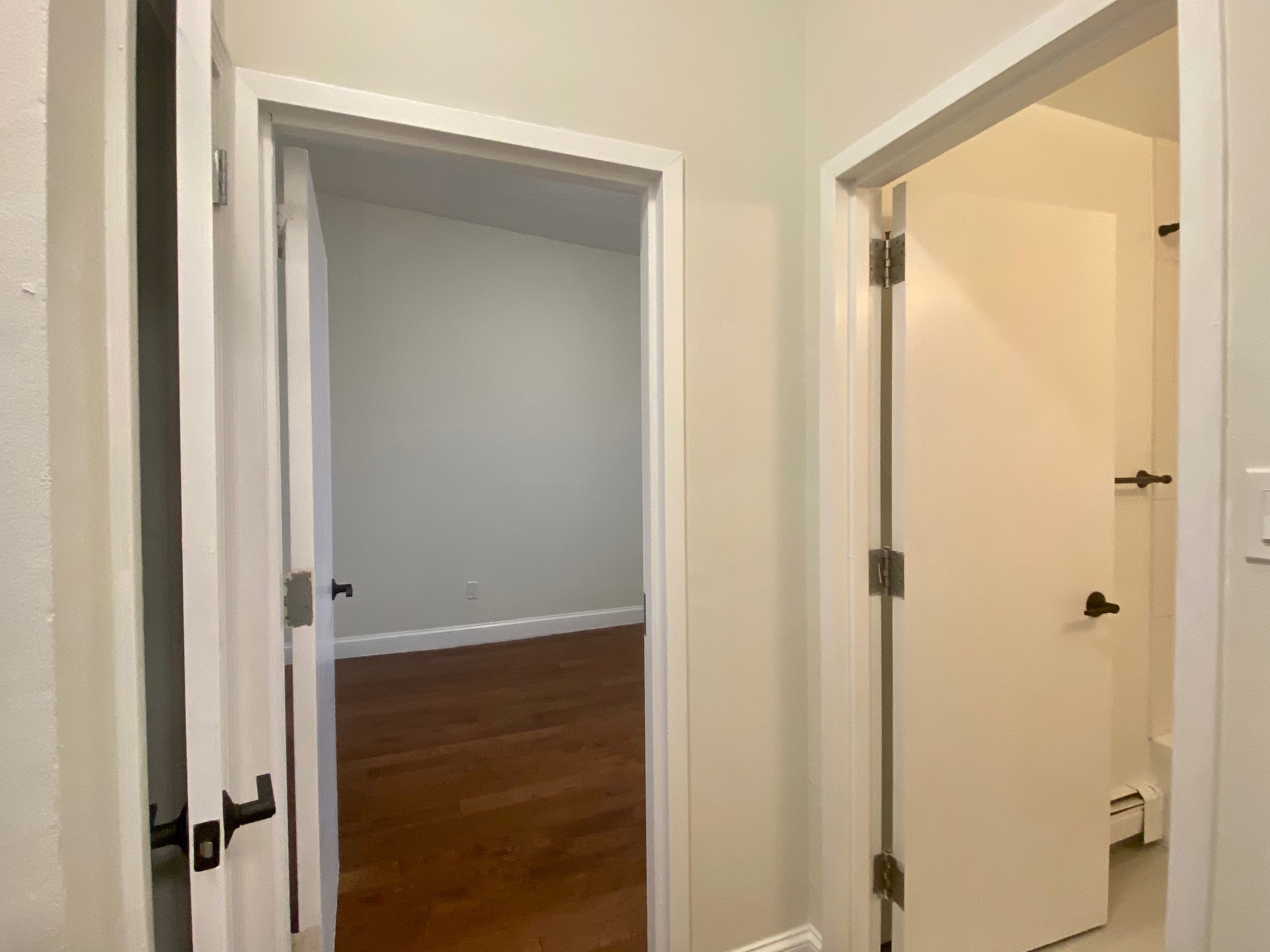 525 Massachusetts Ave, Roxbury