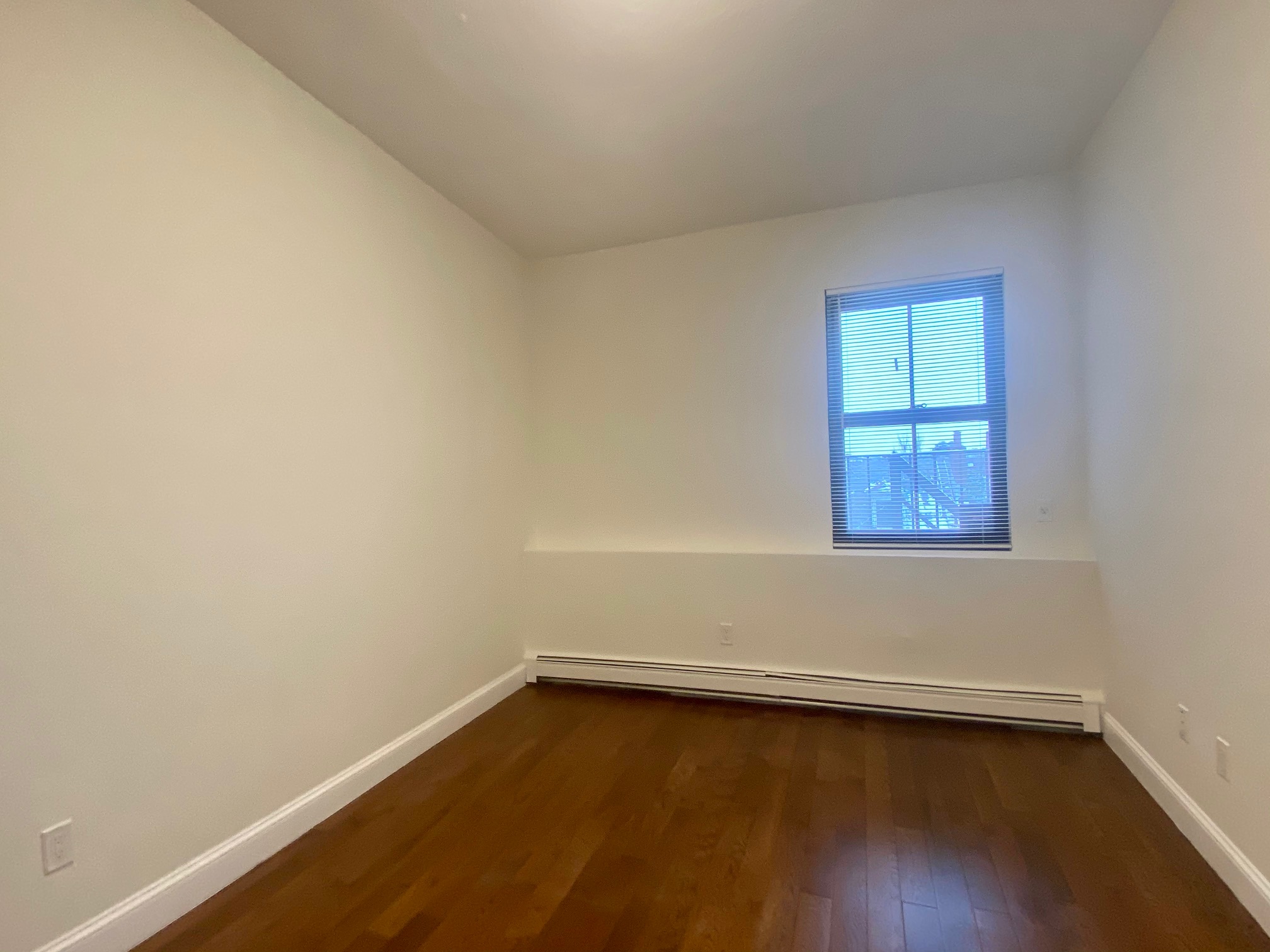 525 Massachusetts Ave, Roxbury