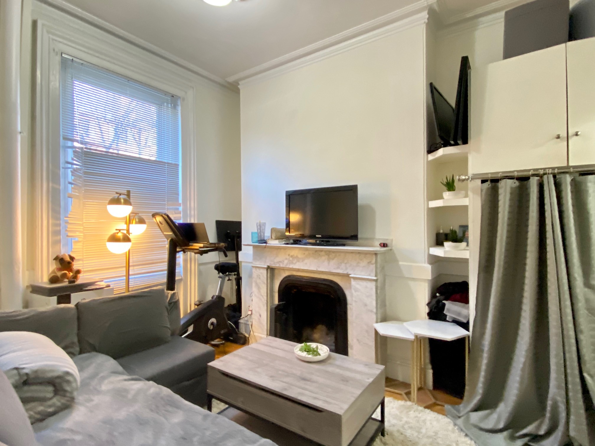 Studio bed, 1 bath apartment for rent at 92 Charles St Unit 11, Beacon Hill — photo 1 of 10