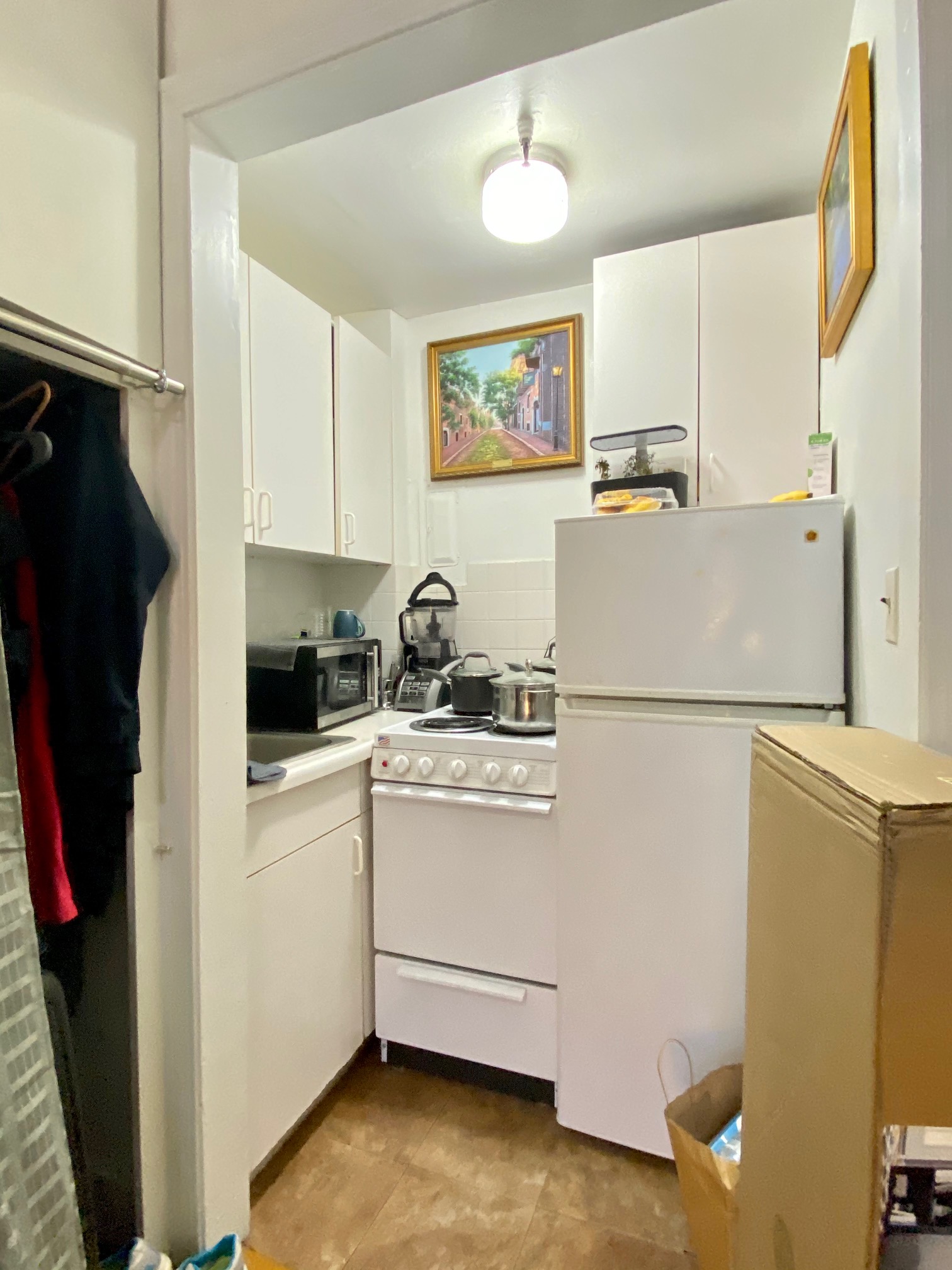 Studio bed, 1 bath apartment for rent at 92 Charles St Unit 11, Beacon Hill — photo 7 of 10