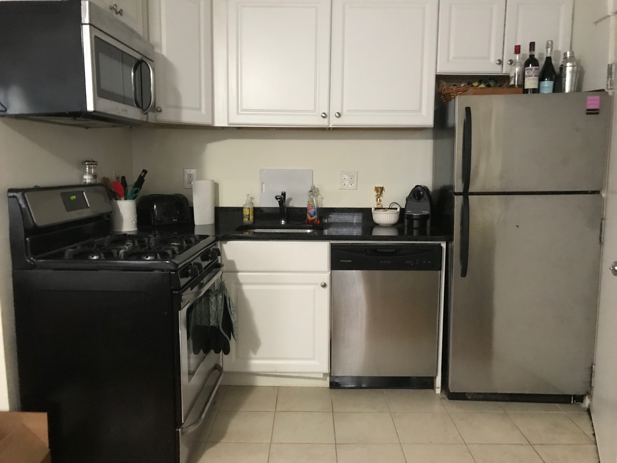 Studio bed, 1 bath apartment for rent at 65 Hancock St Unit 1F, Beacon Hill