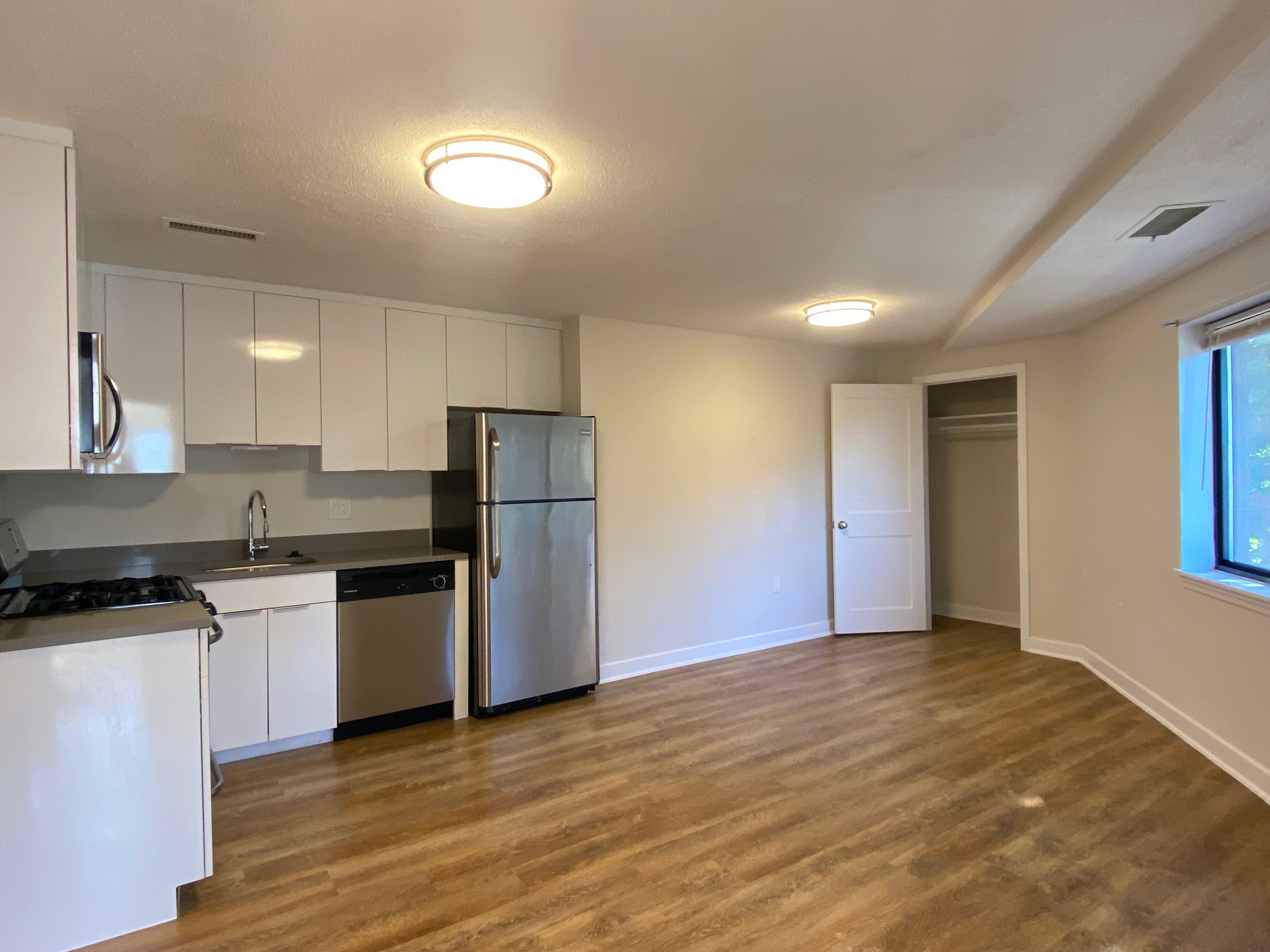1 bed, 1 bath apartment for rent at 25 Webster Ave Unit 105, Union Square — photo 22 of 29