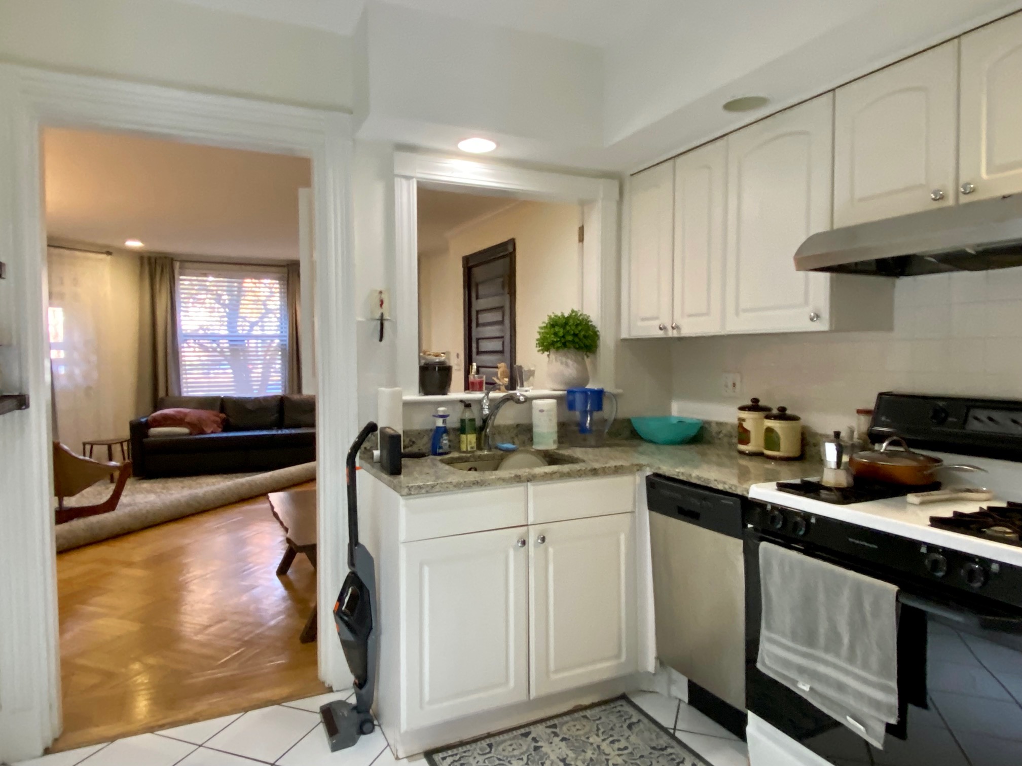 176 Commonwealth Ave, Back Bay