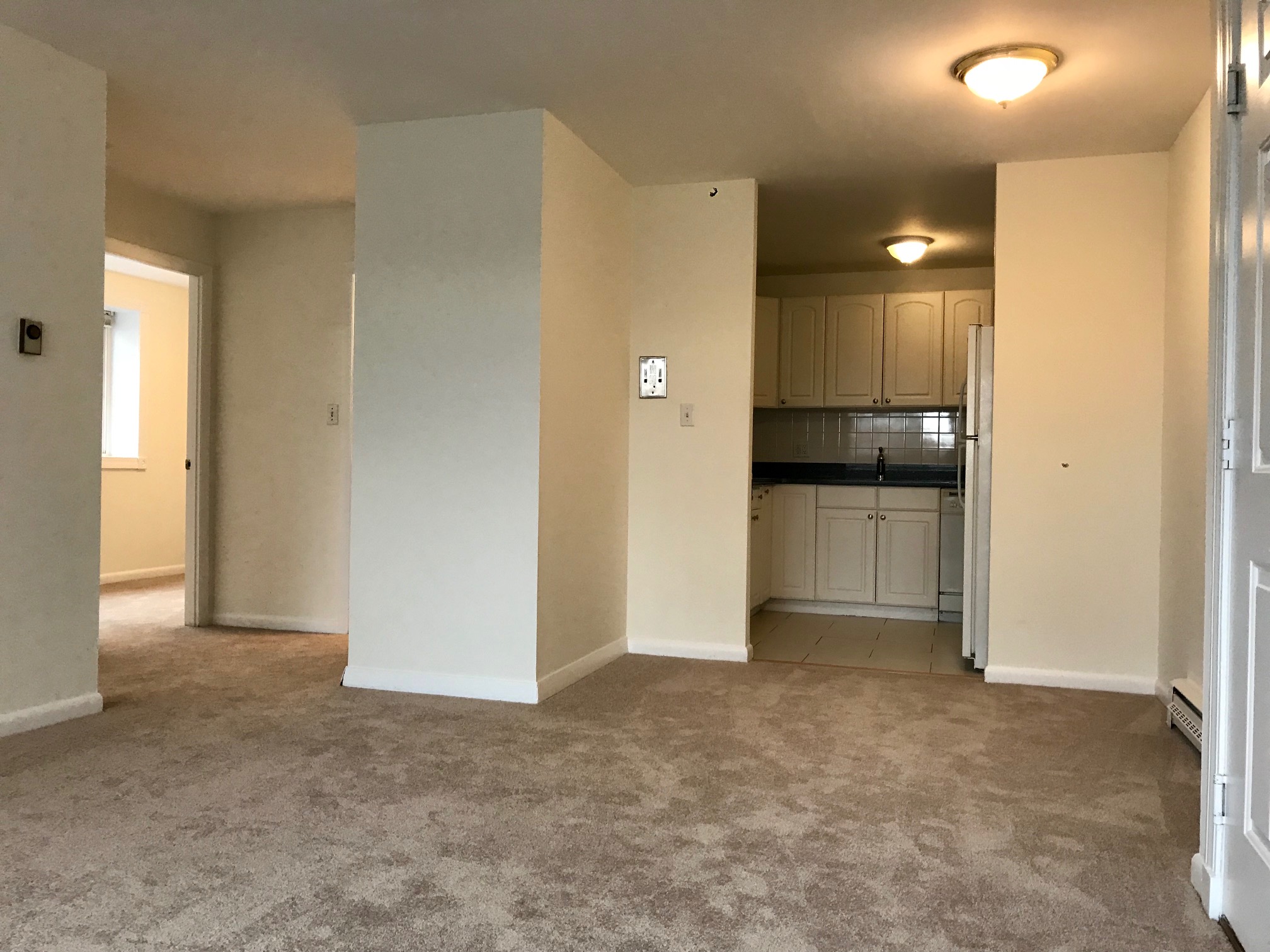 2 bed, 1 bath apartment for rent at 11 Embassy Rd Unit 29, Brighton — photo 2 of 10