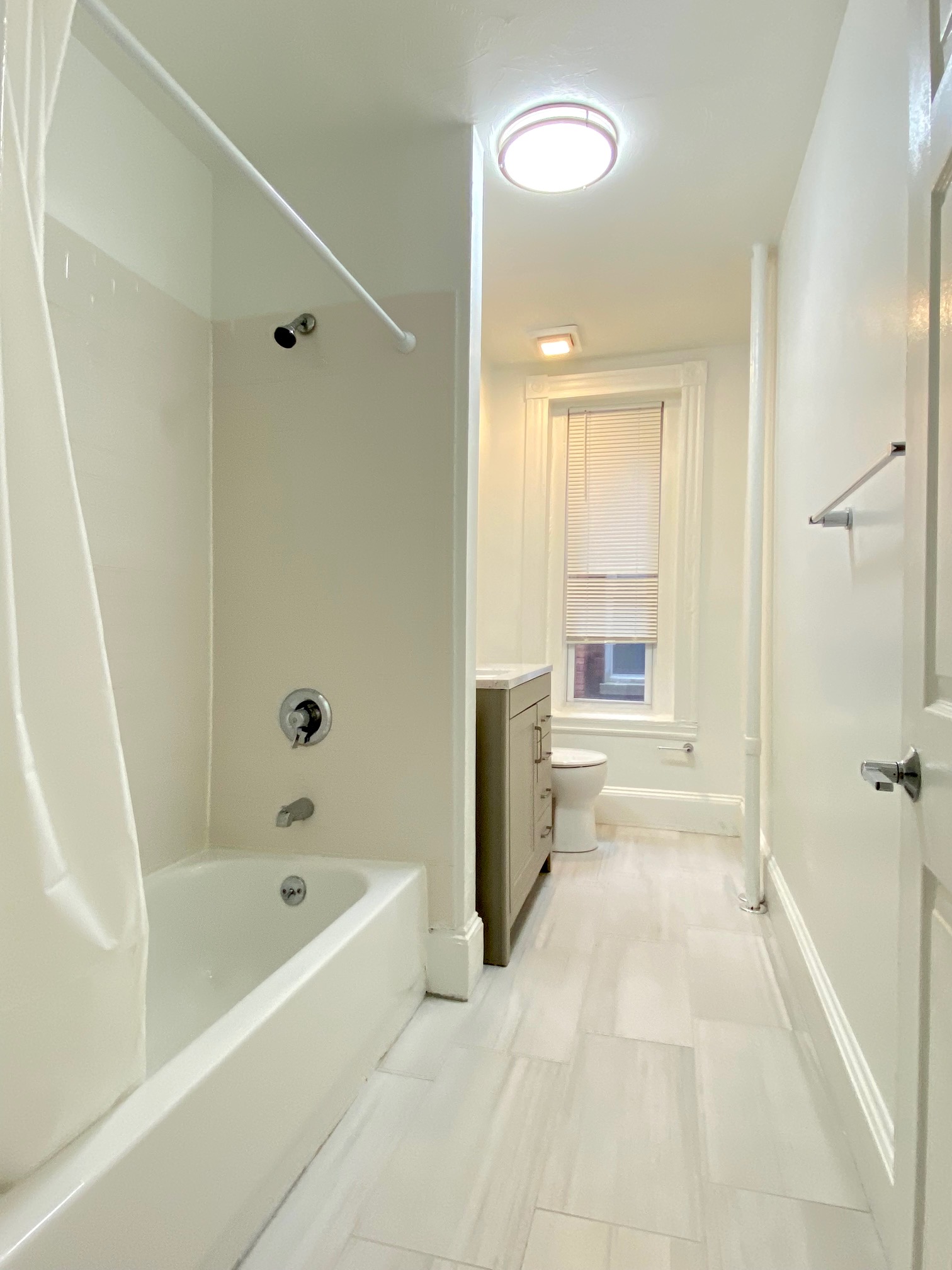 87 Brighton Ave, Allston