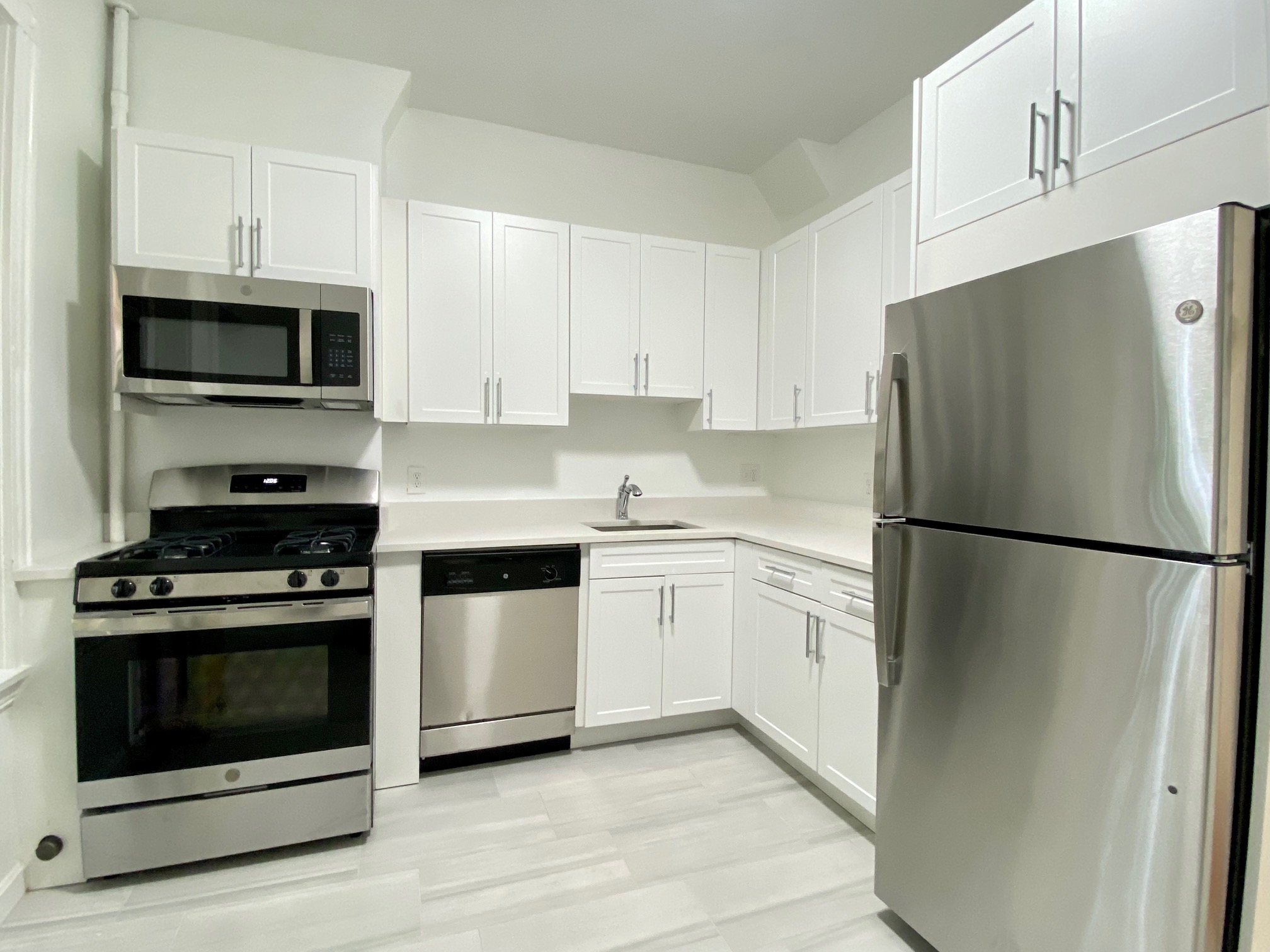 87 Brighton Ave, Allston