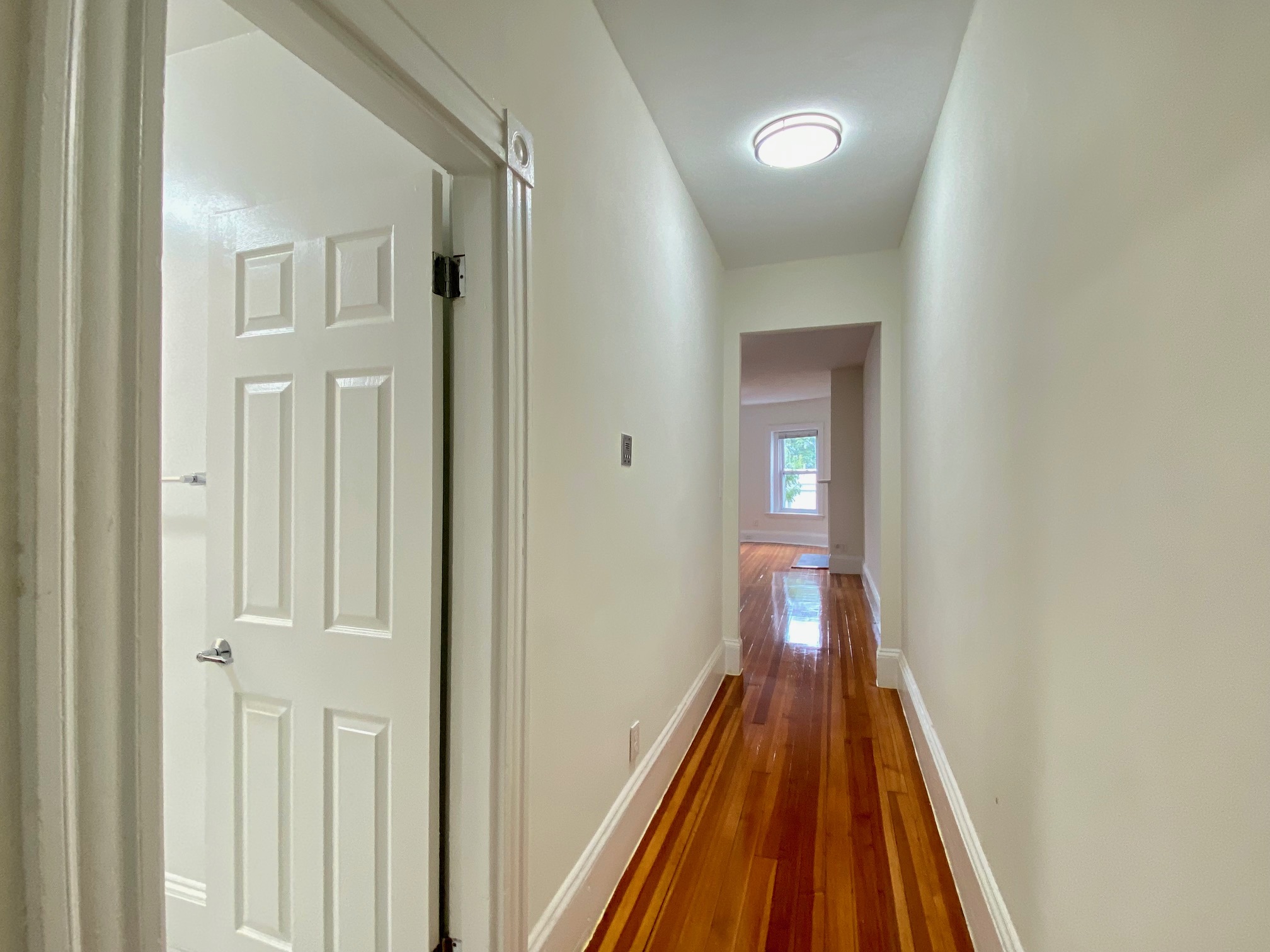 87 Brighton Ave, Allston