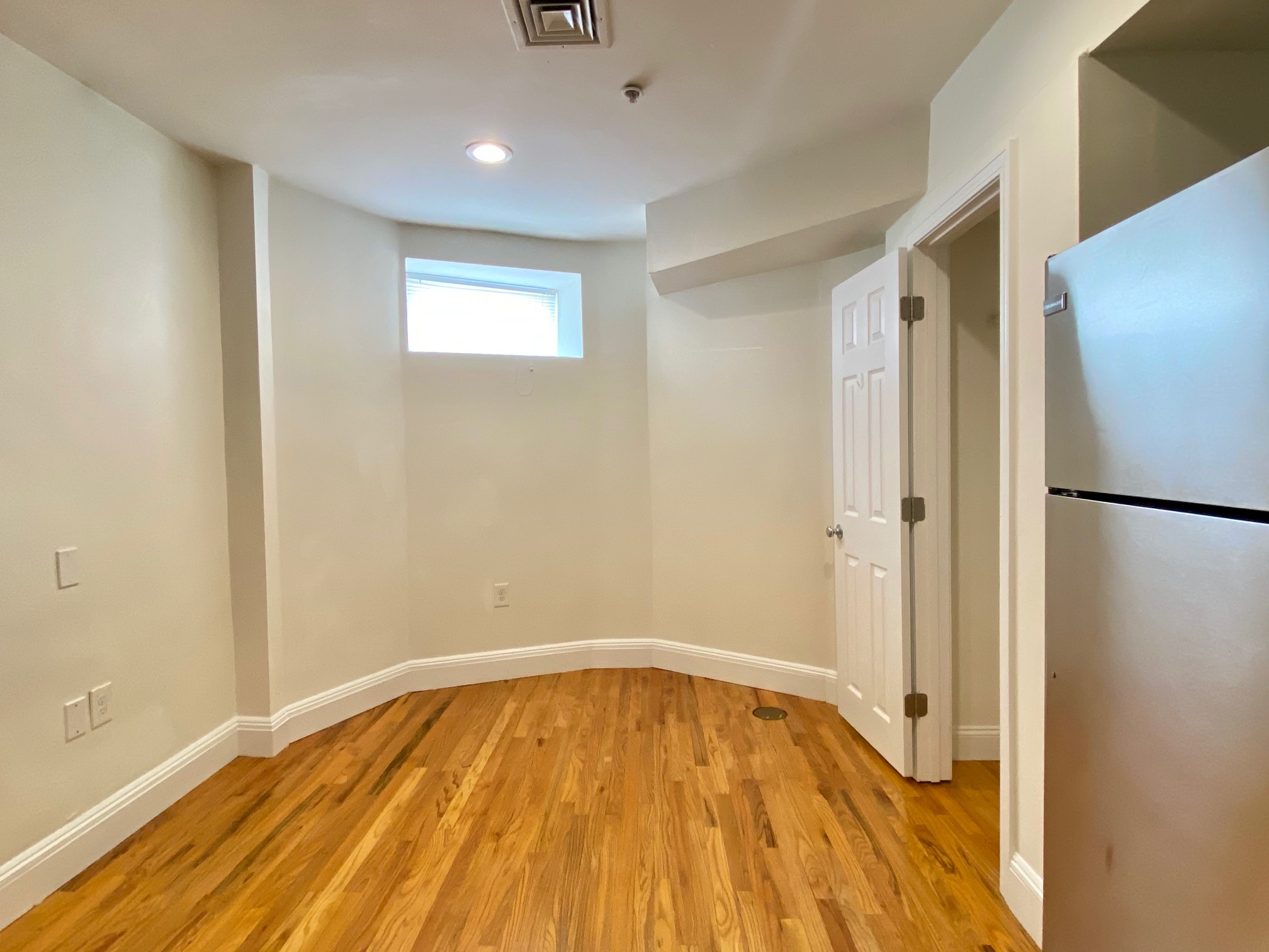 10 Brainerd Rd, Allston