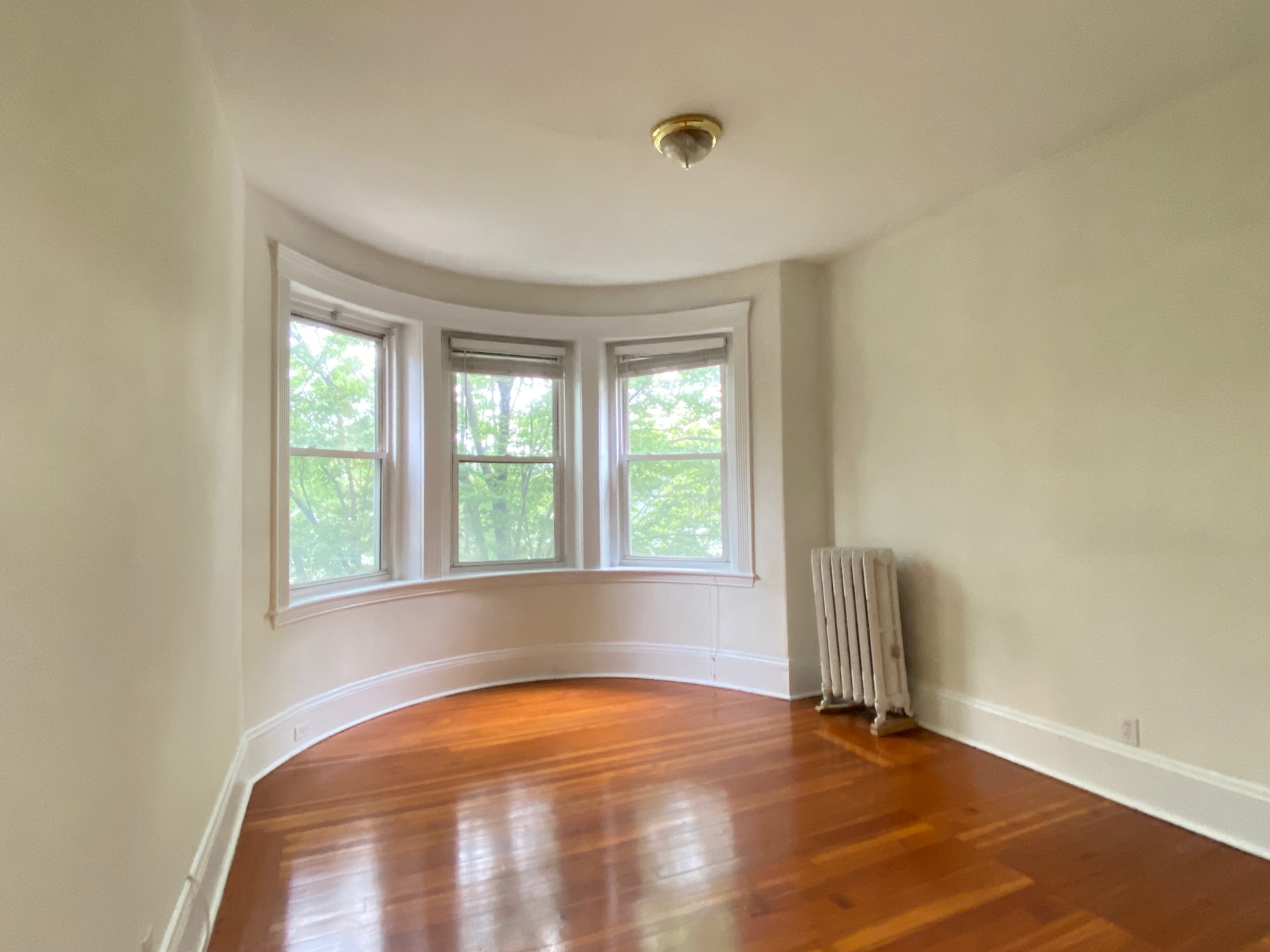 77 Brighton Ave, Allston