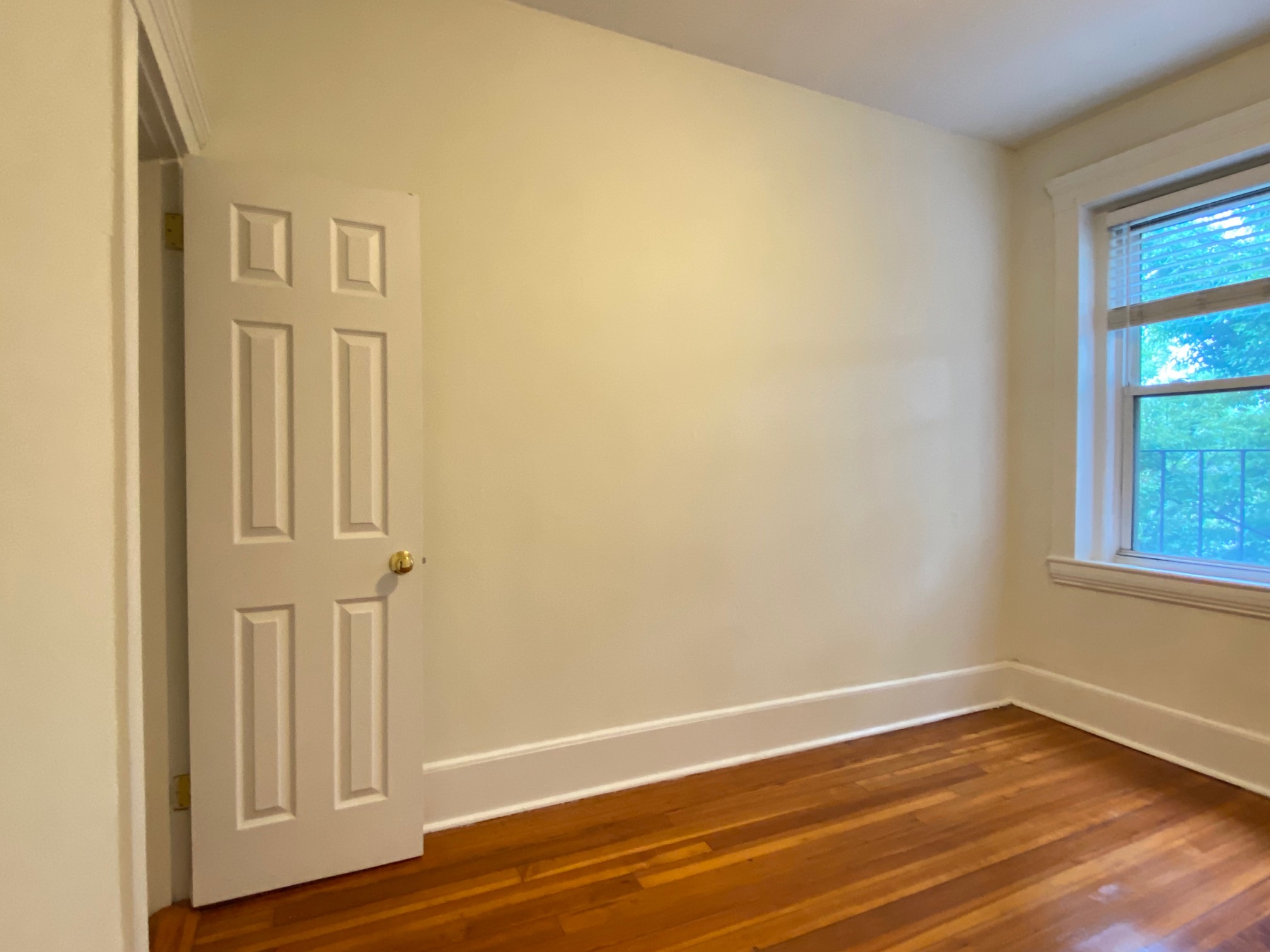 77 Brighton Ave, Allston