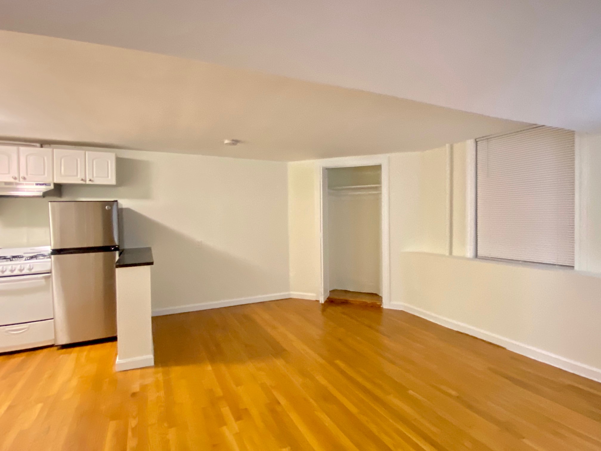 176 Commonwealth Ave, Back Bay