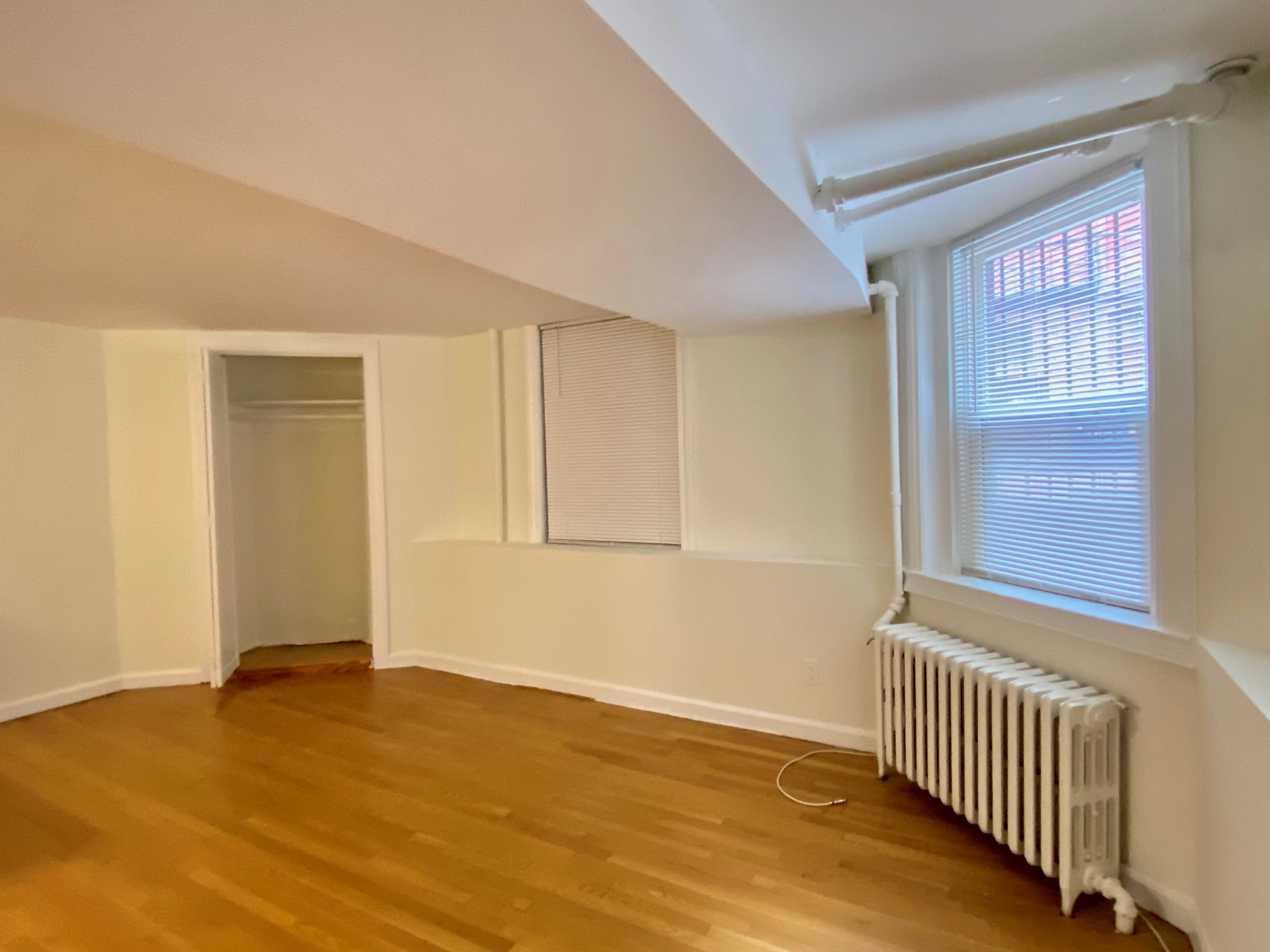 176 Commonwealth Ave, Back Bay