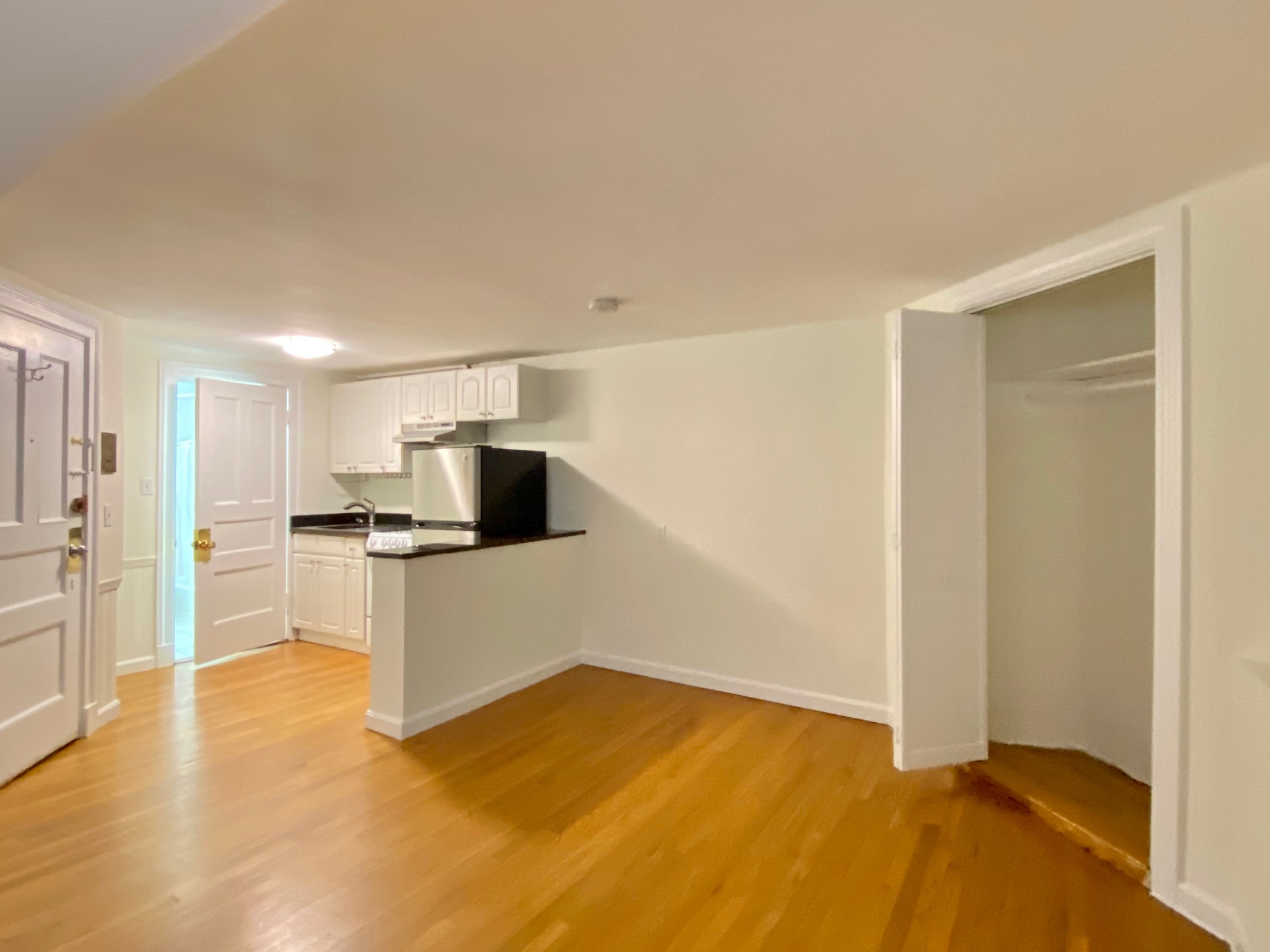 176 Commonwealth Ave, Back Bay