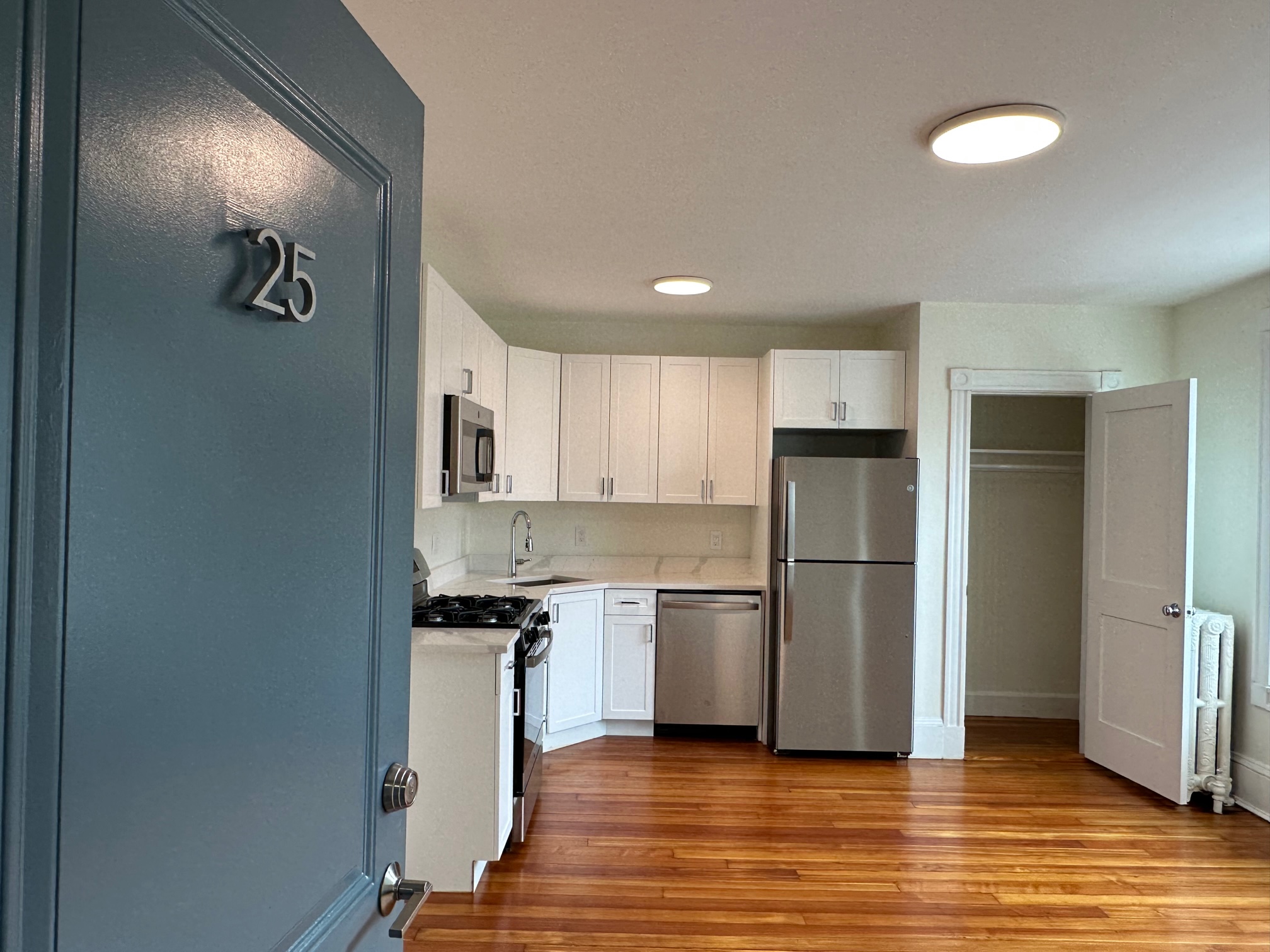 83 Harvard St, Coolidge Corner