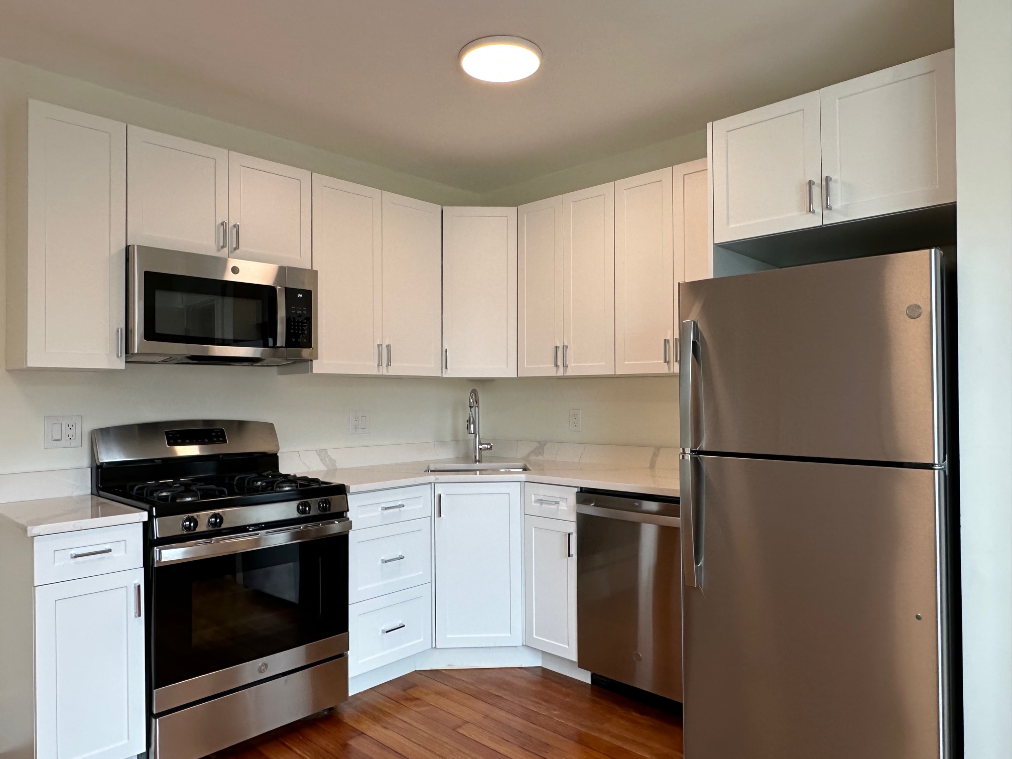 83 Harvard St, Brookline Village