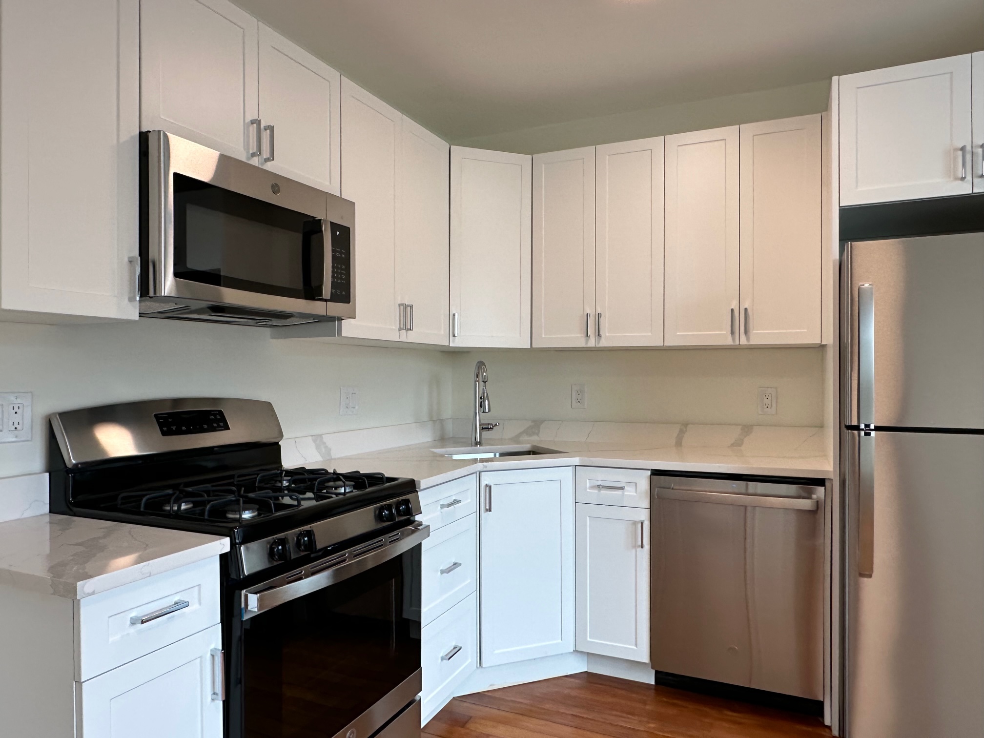 83 Harvard St, Brookline Village