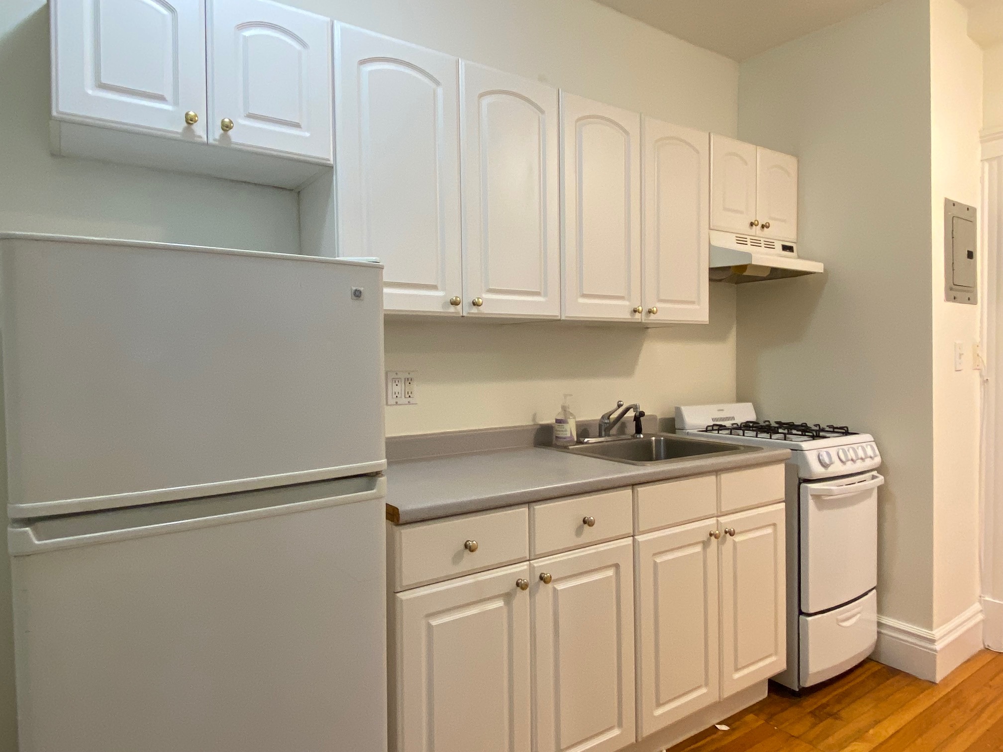 6 Camelot Ct, Brighton