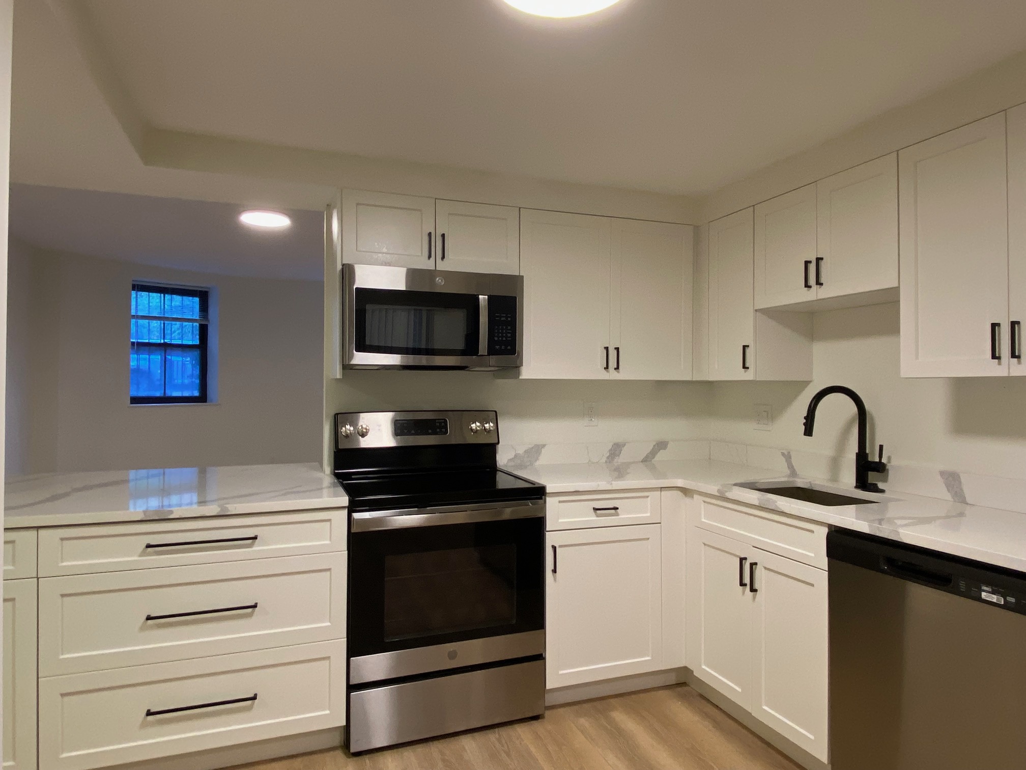 525 Massachusetts Ave, Back Bay