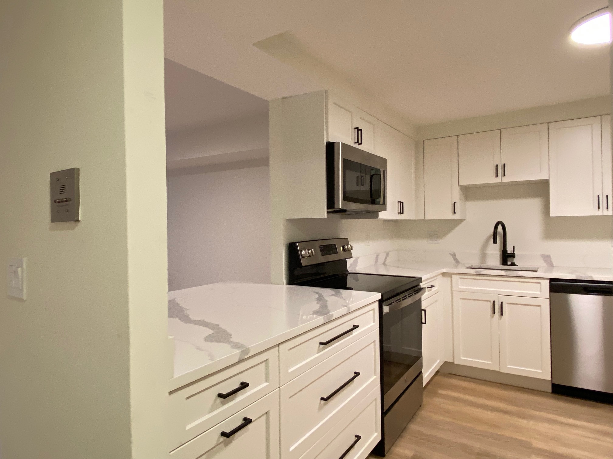 525 Massachusetts Ave, Back Bay