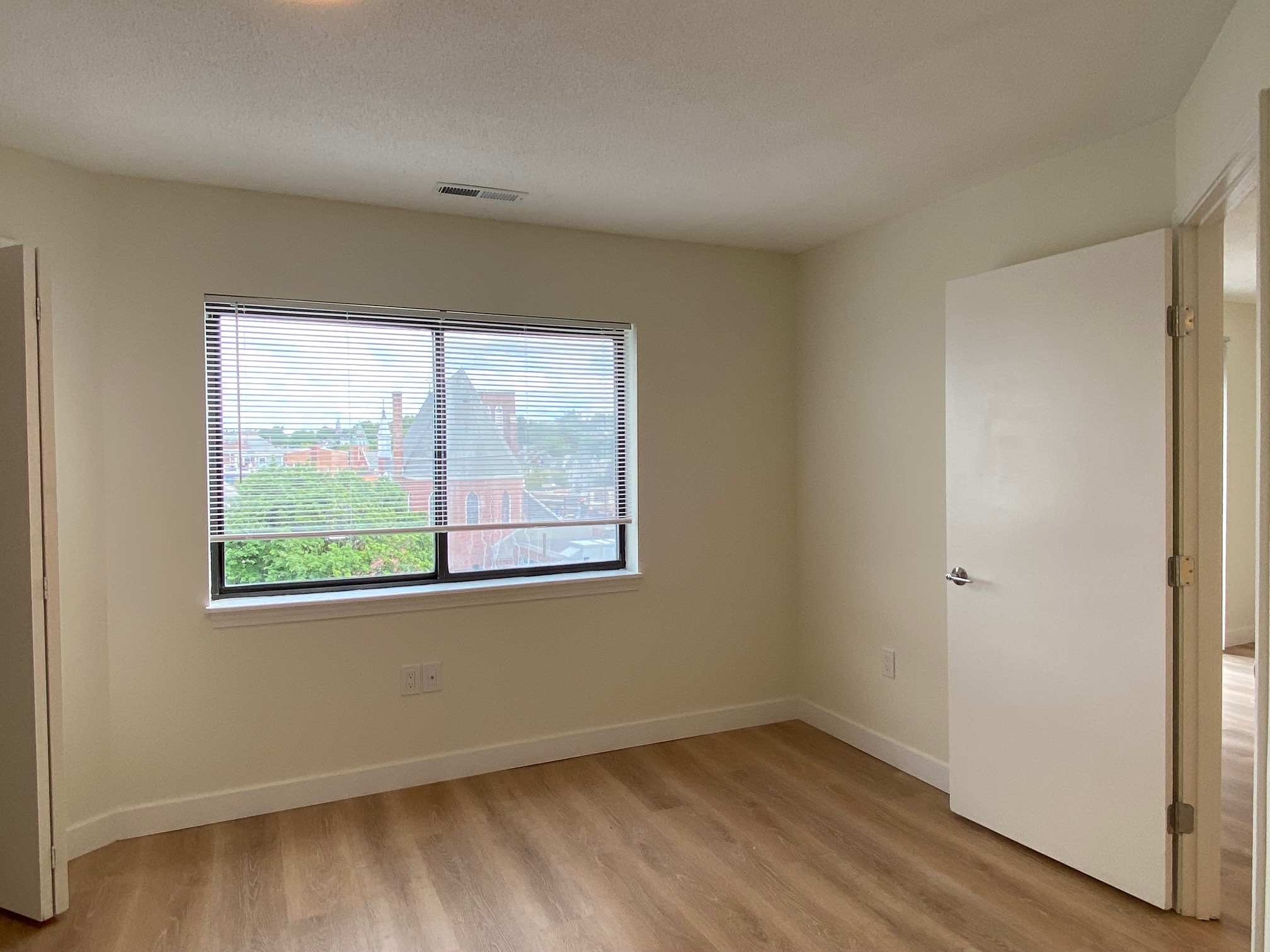 25 Webster Ave, Union Square