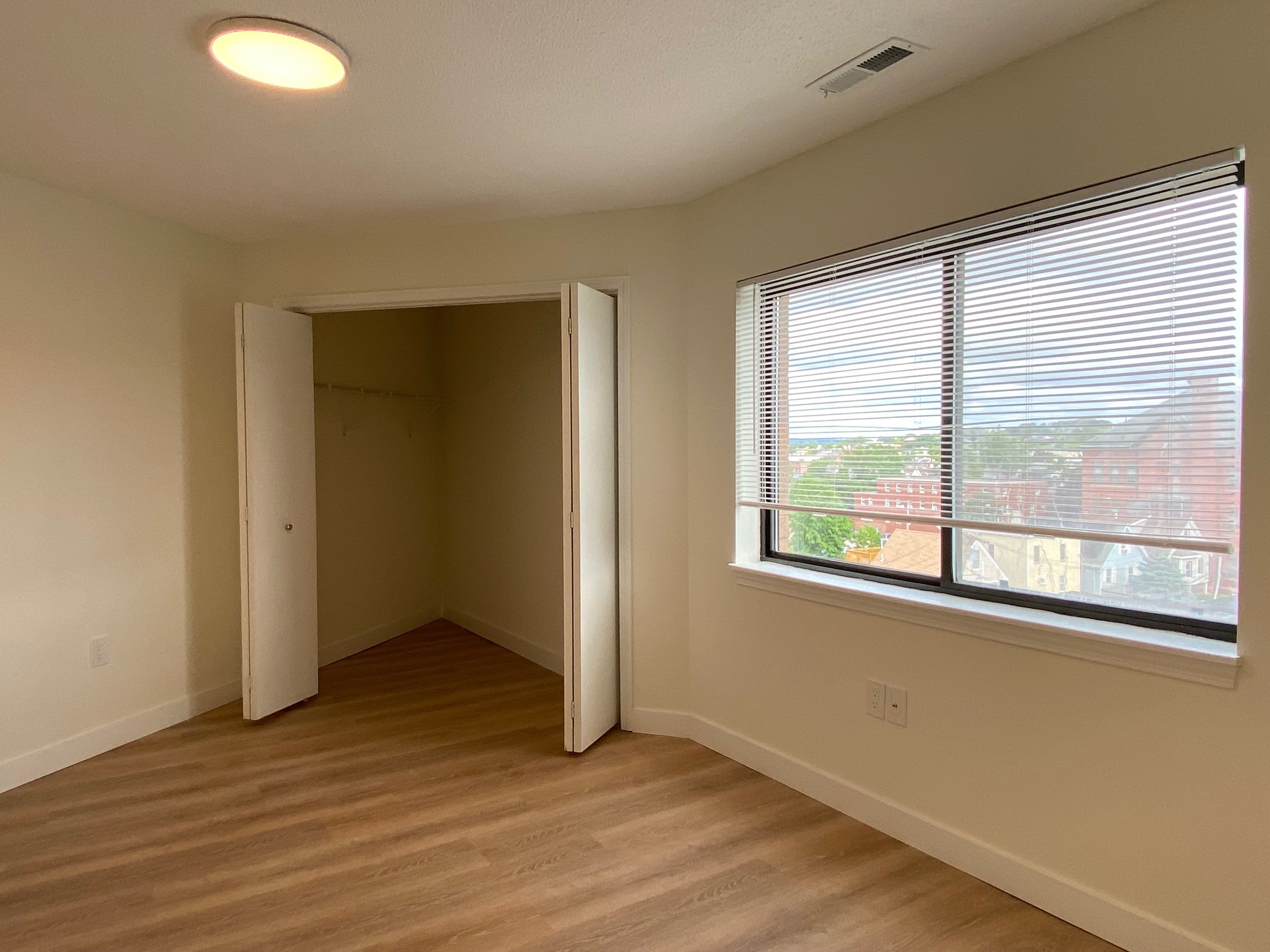 25 Webster Ave, Union Square