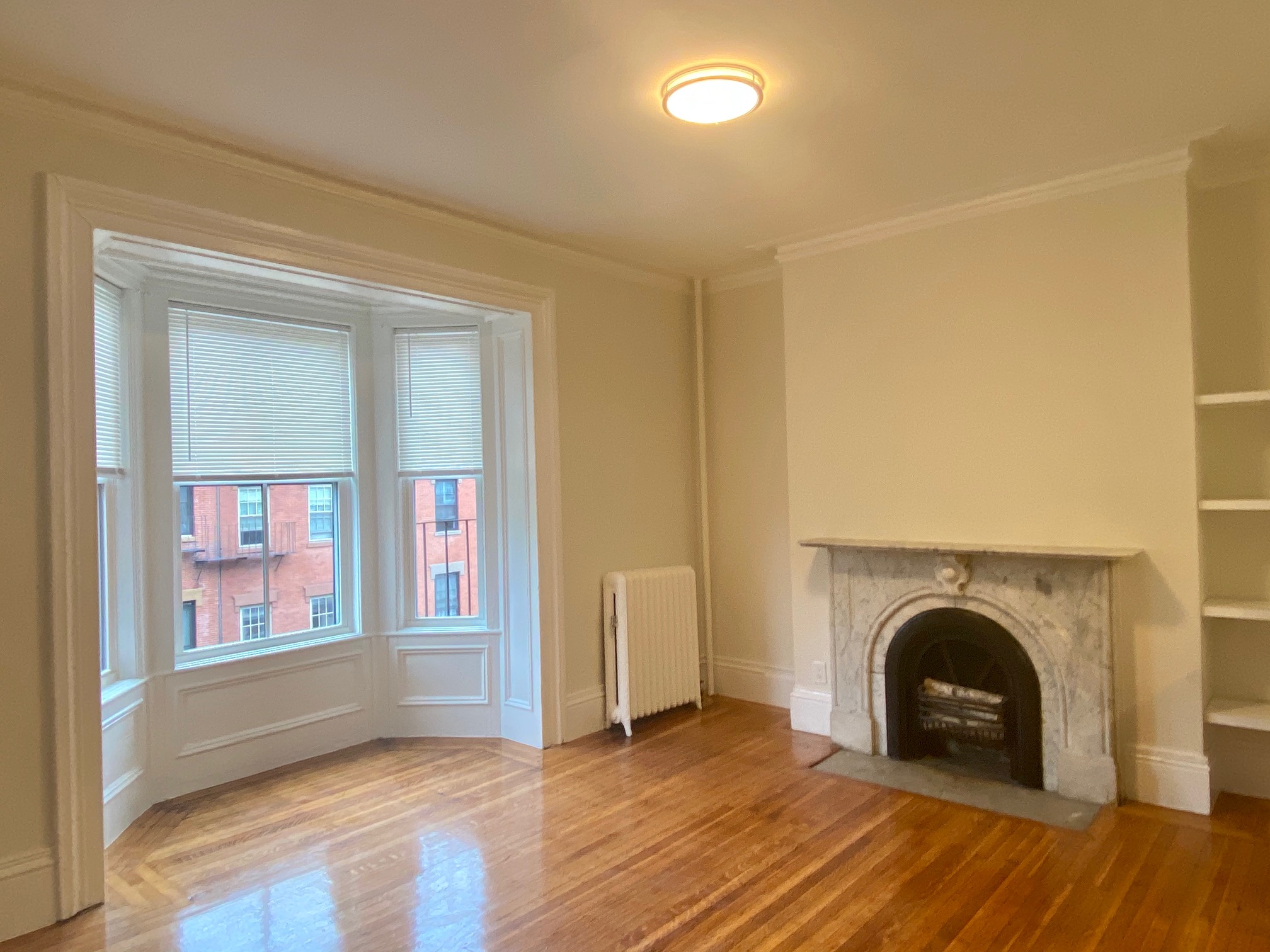 86 Charles St, Beacon Hill