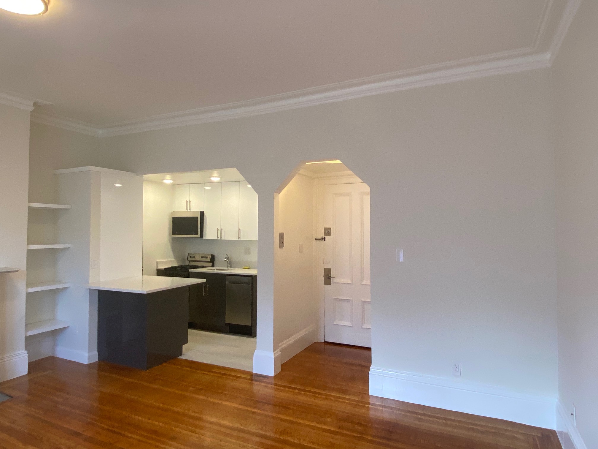 86 Charles St, Beacon Hill