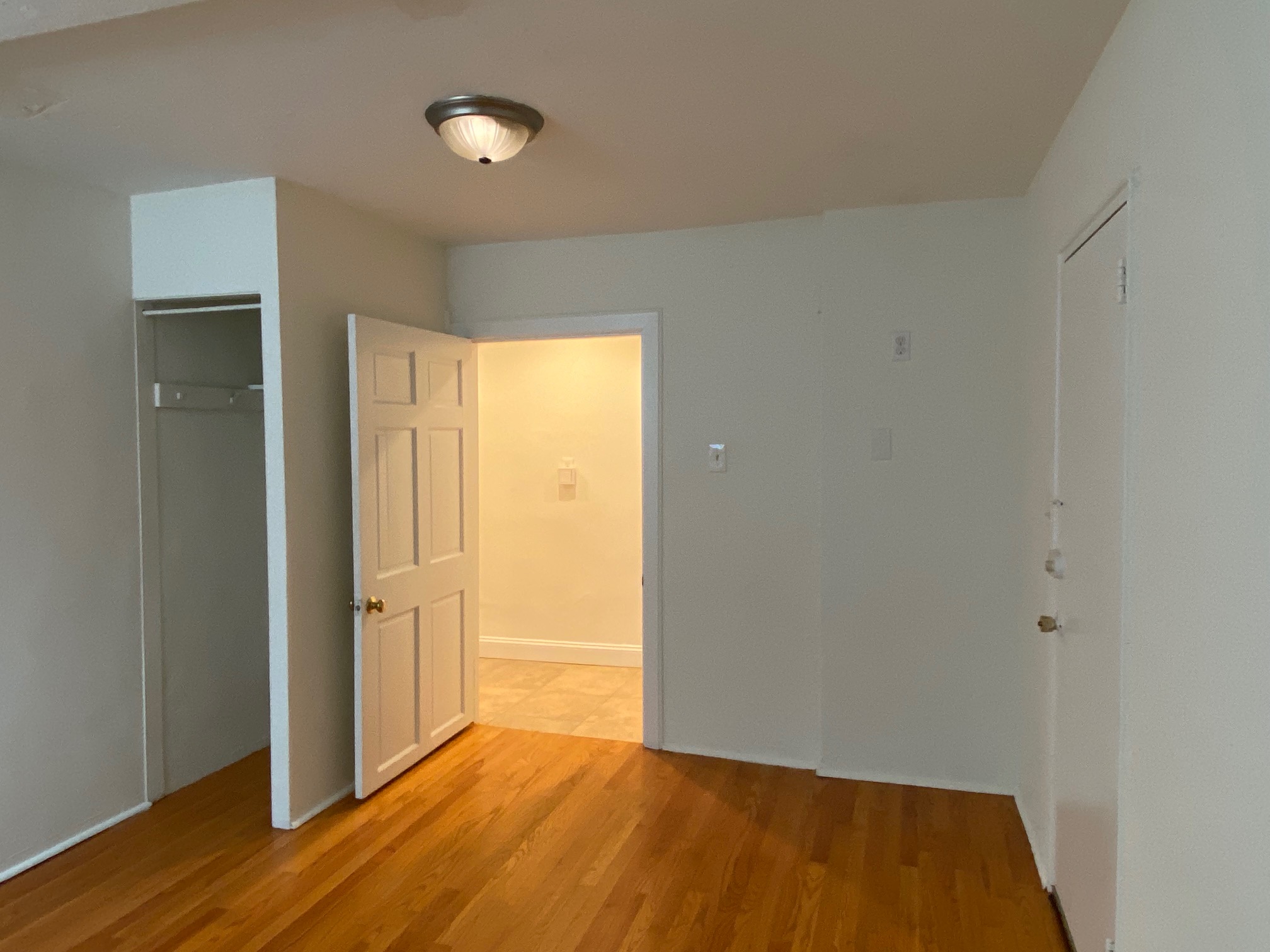 1322 Commonwealth Ave, Brighton