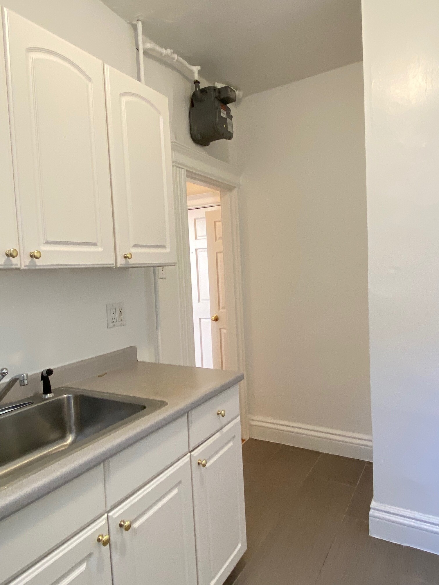 6 Camelot Ct, Brighton