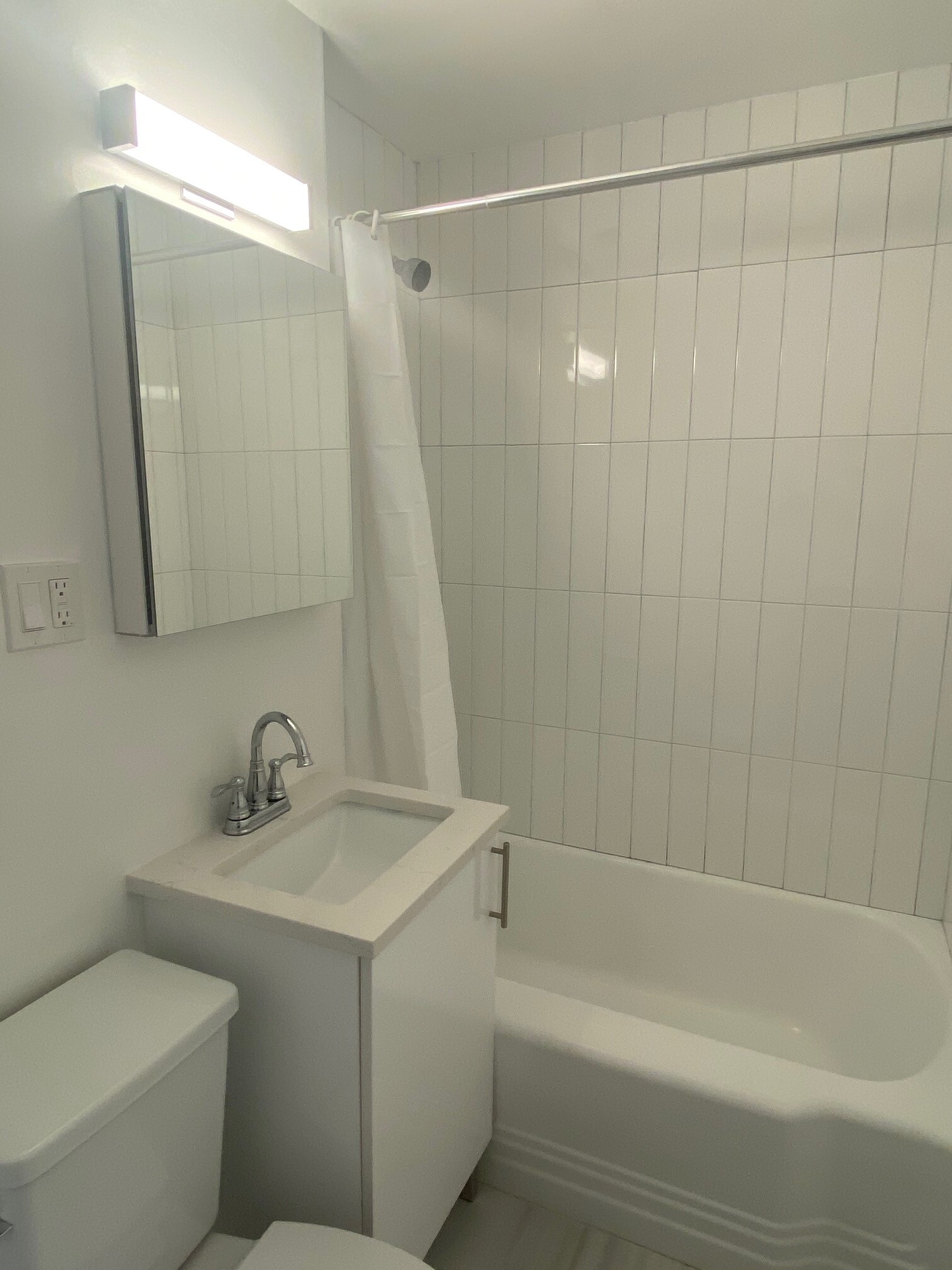 86 Charles St, Beacon Hill