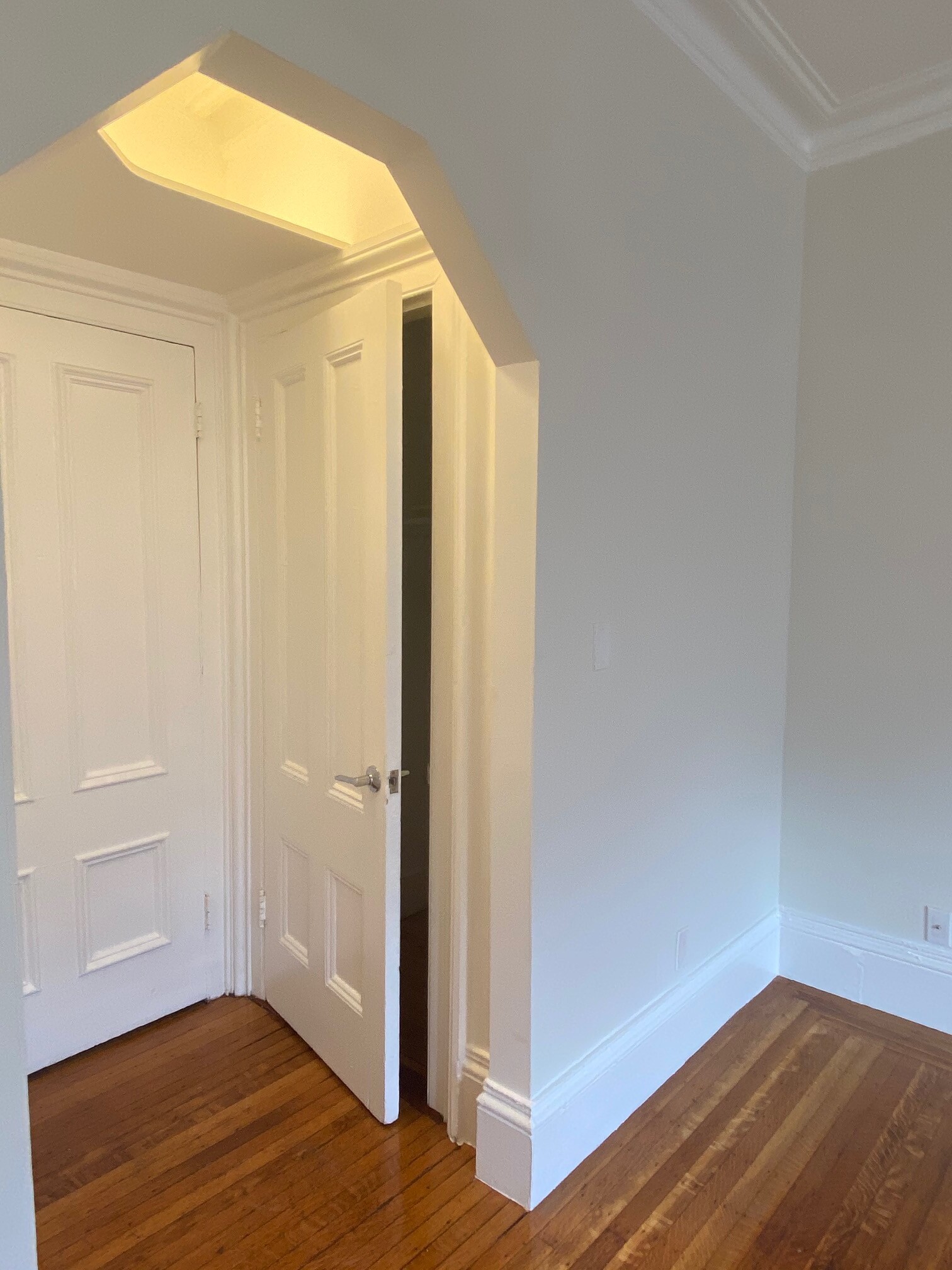 86 Charles St, Beacon Hill